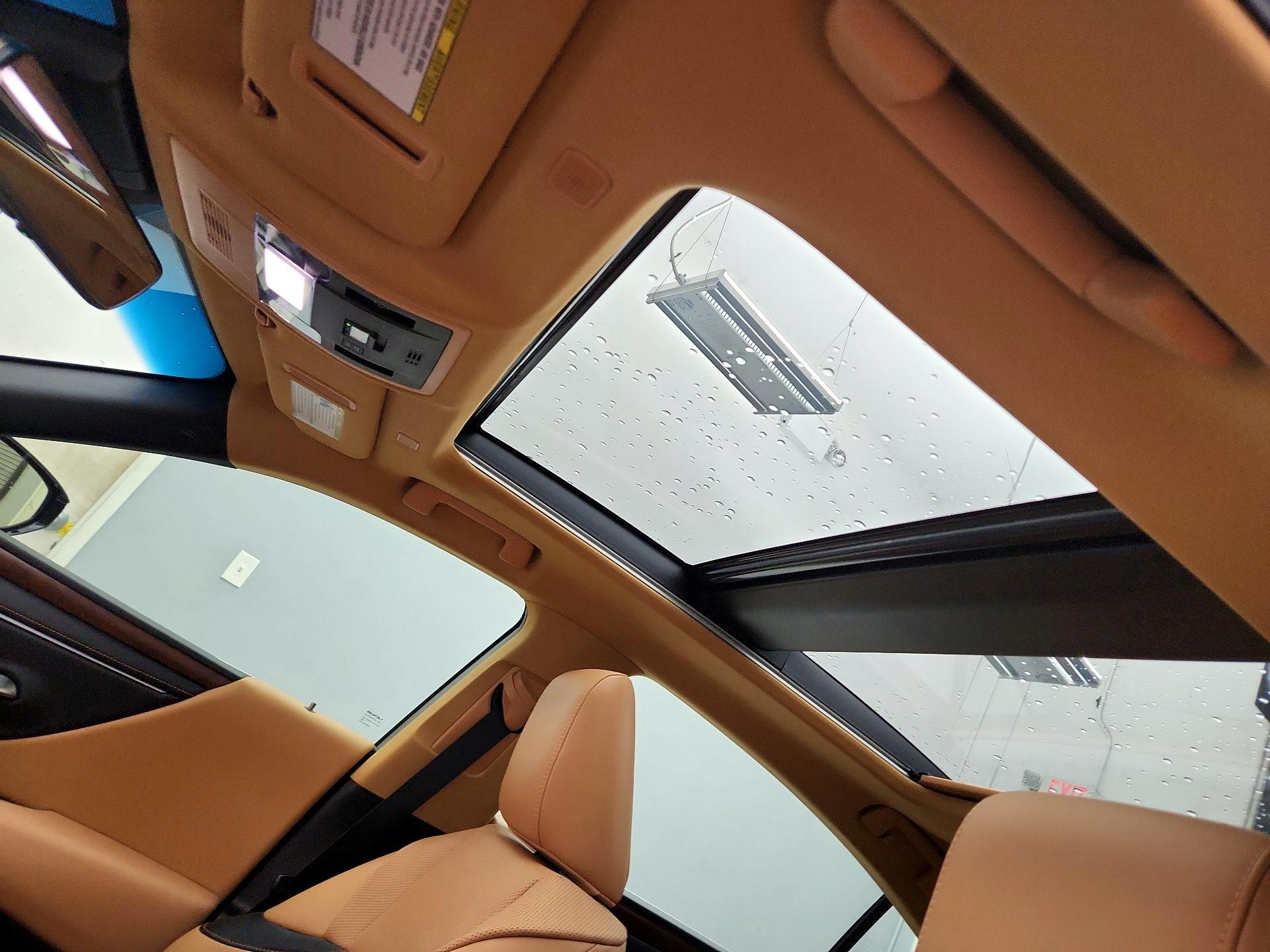 Thumbnail: 2025 Lexus ES - 20