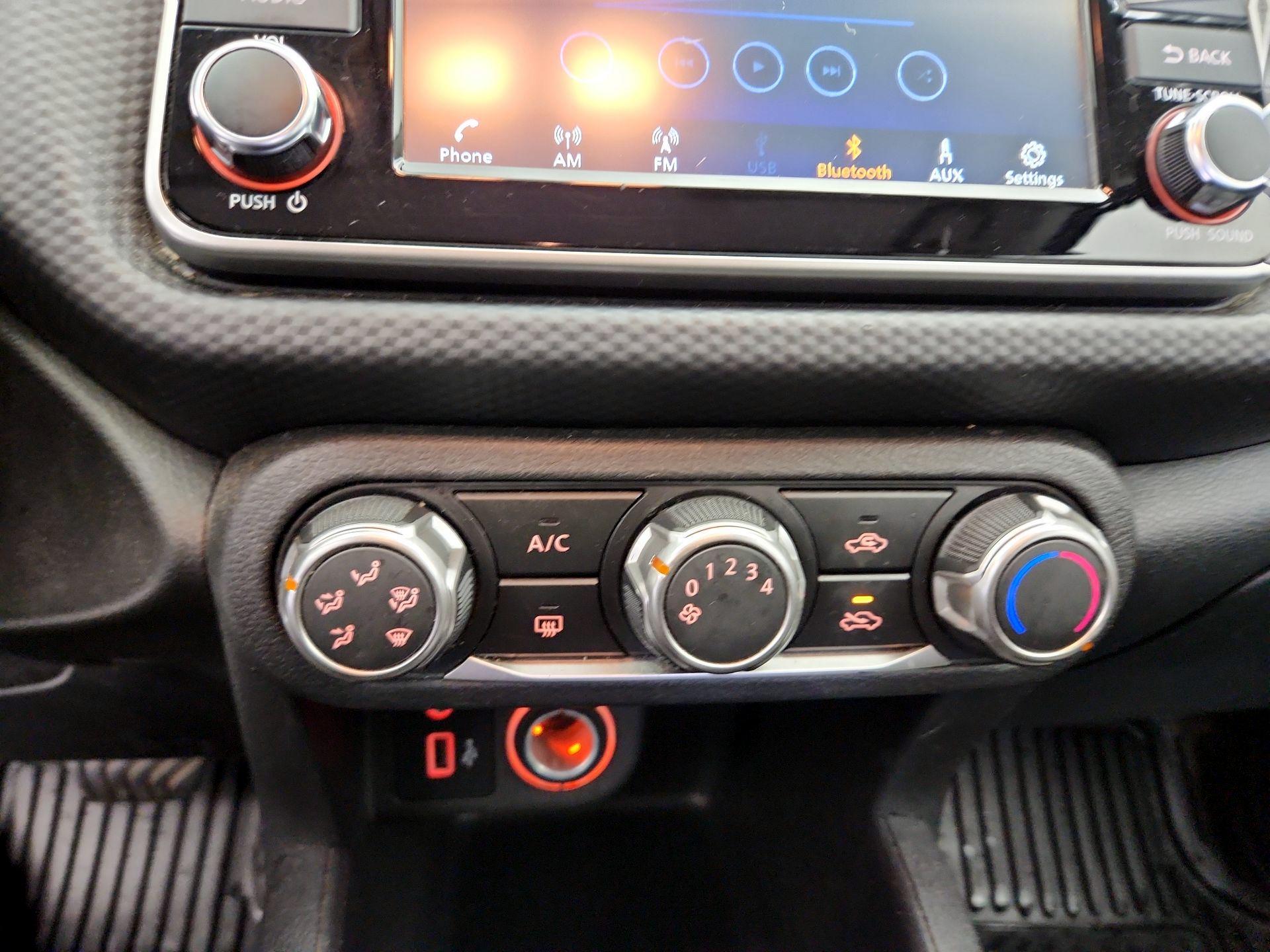 Thumbnail: 2024 Nissan Kicks - 16