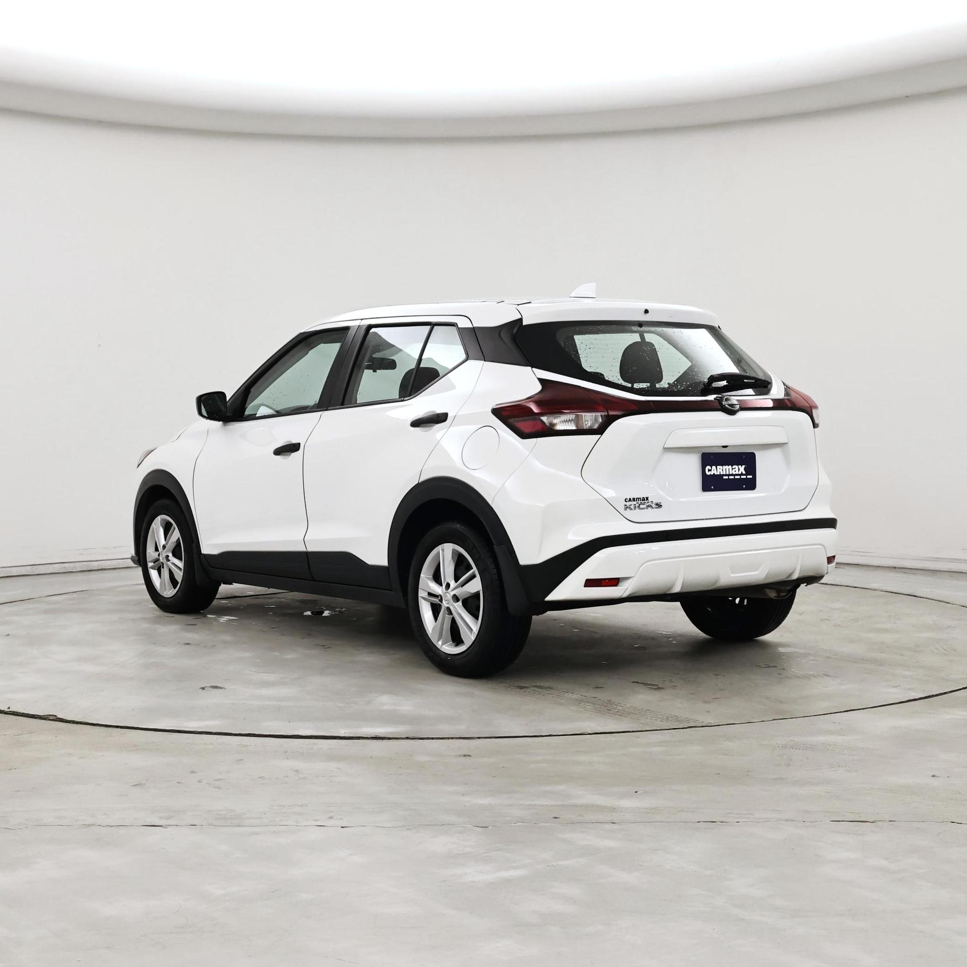 Thumbnail: 2024 Nissan Kicks - 2