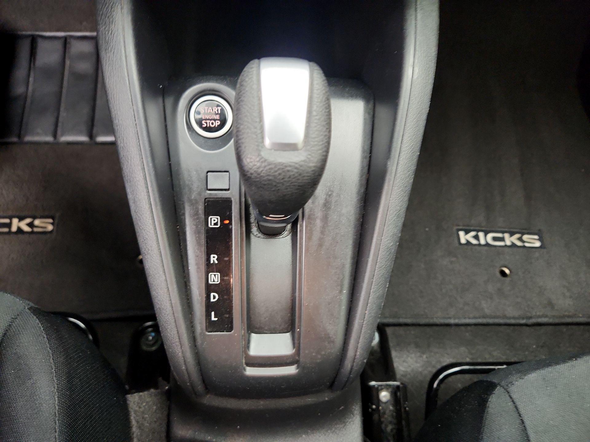 Thumbnail: 2024 Nissan Kicks - 17