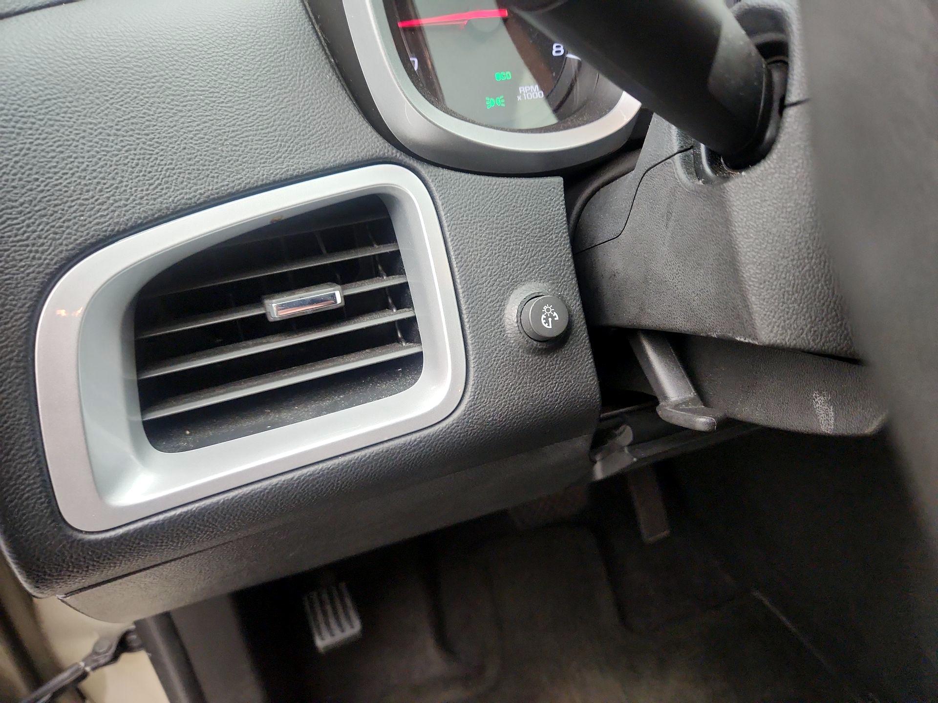 Thumbnail: 2015 Chevrolet Equinox - 13