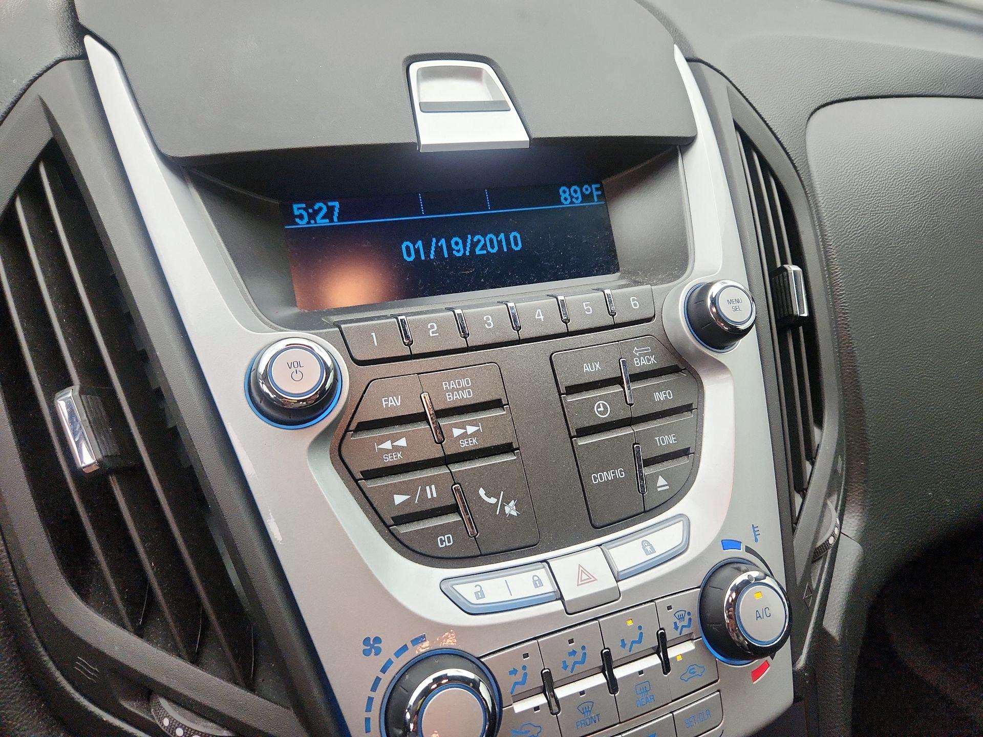 Thumbnail: 2015 Chevrolet Equinox - 14