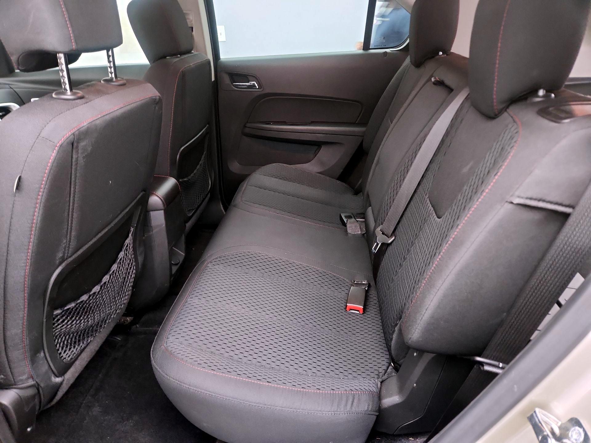 Thumbnail: 2015 Chevrolet Equinox - 18