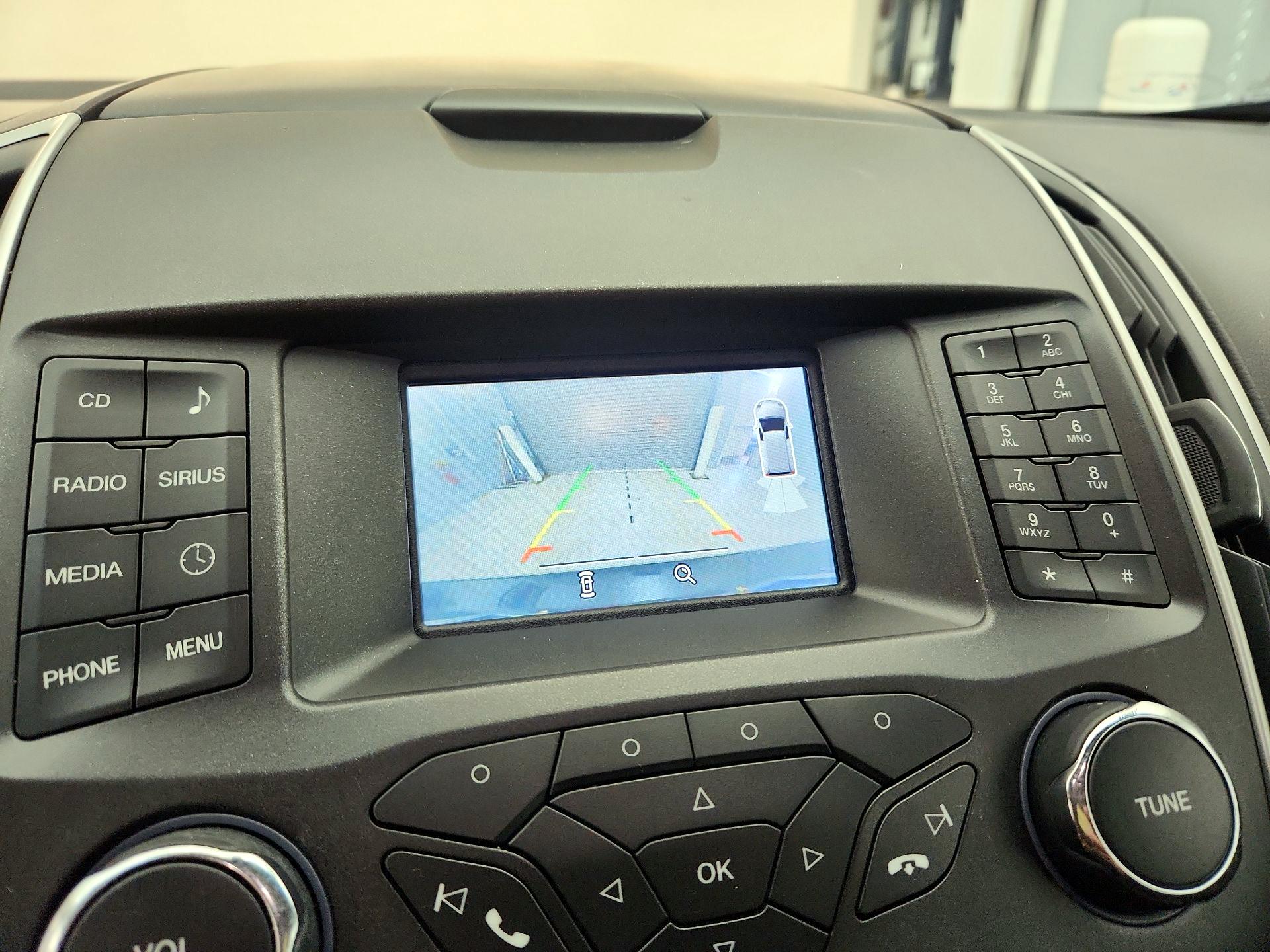 Thumbnail: 2017 Ford Edge - 14