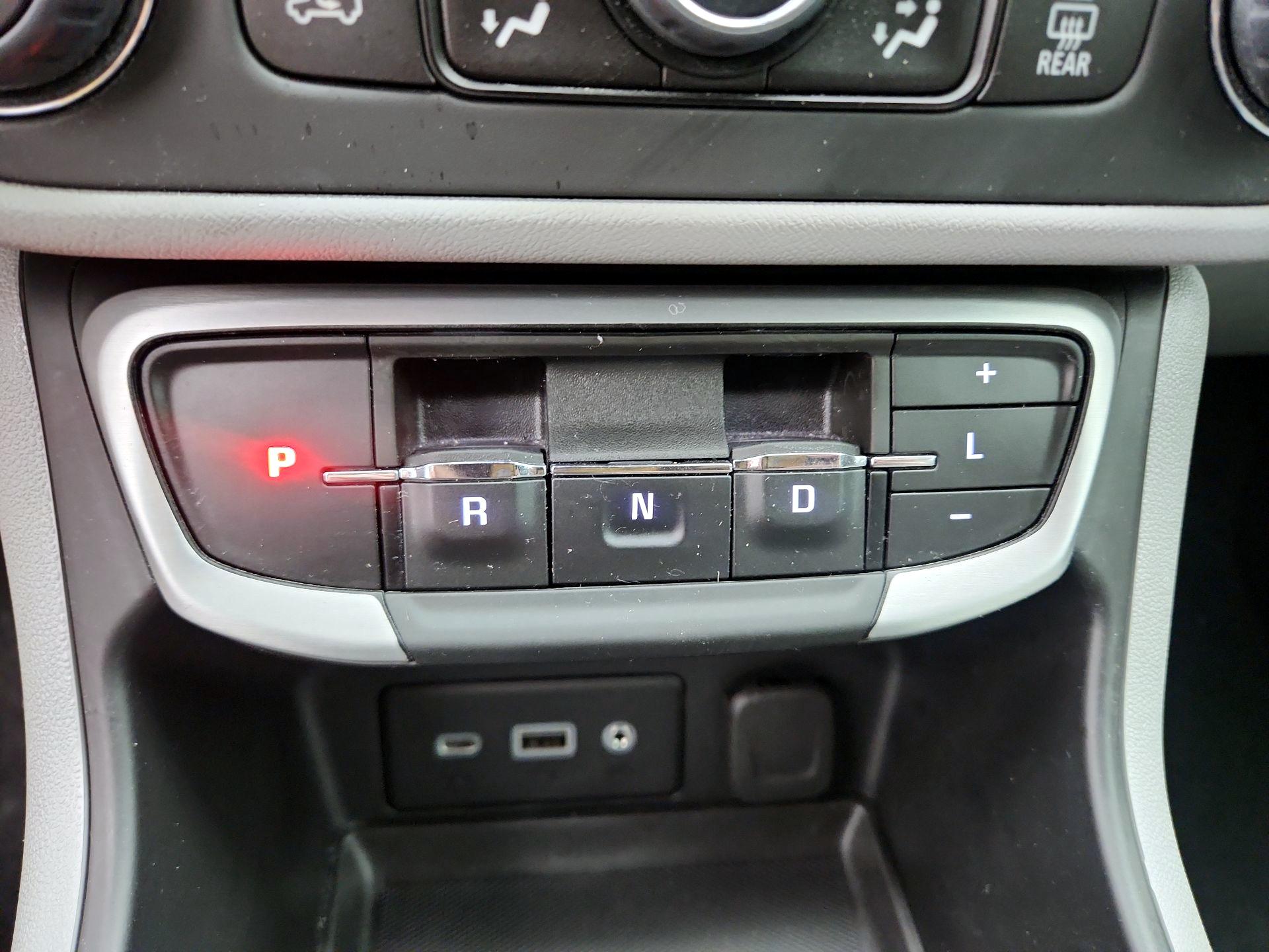 Thumbnail: 2024 GMC Terrain - 17