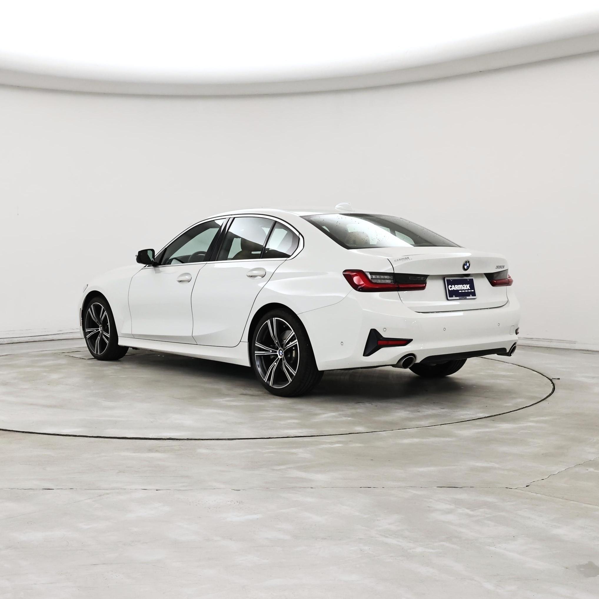 Thumbnail: 2021 BMW 3 Series - 2