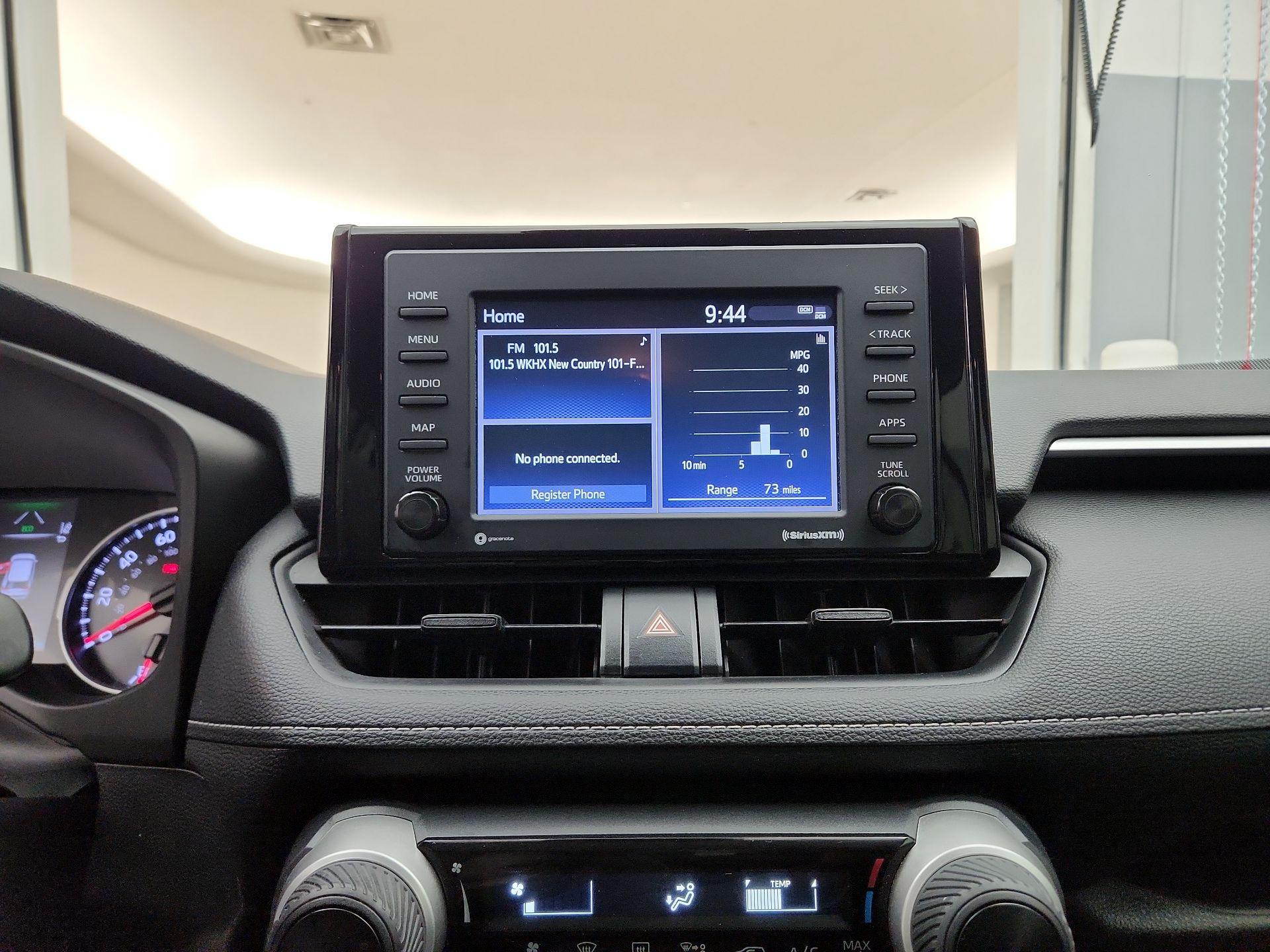 Thumbnail: 2020 Toyota RAV4 - 15