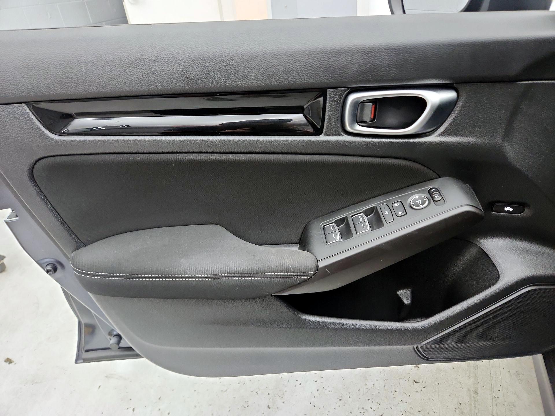 Thumbnail: 2022 Honda Civic - 12