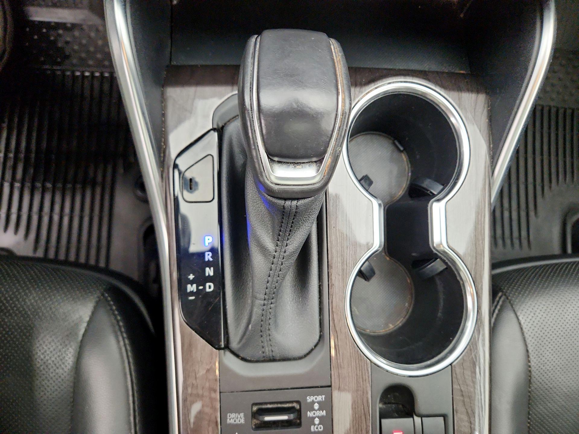 Thumbnail: 2021 Toyota Highlander - 18