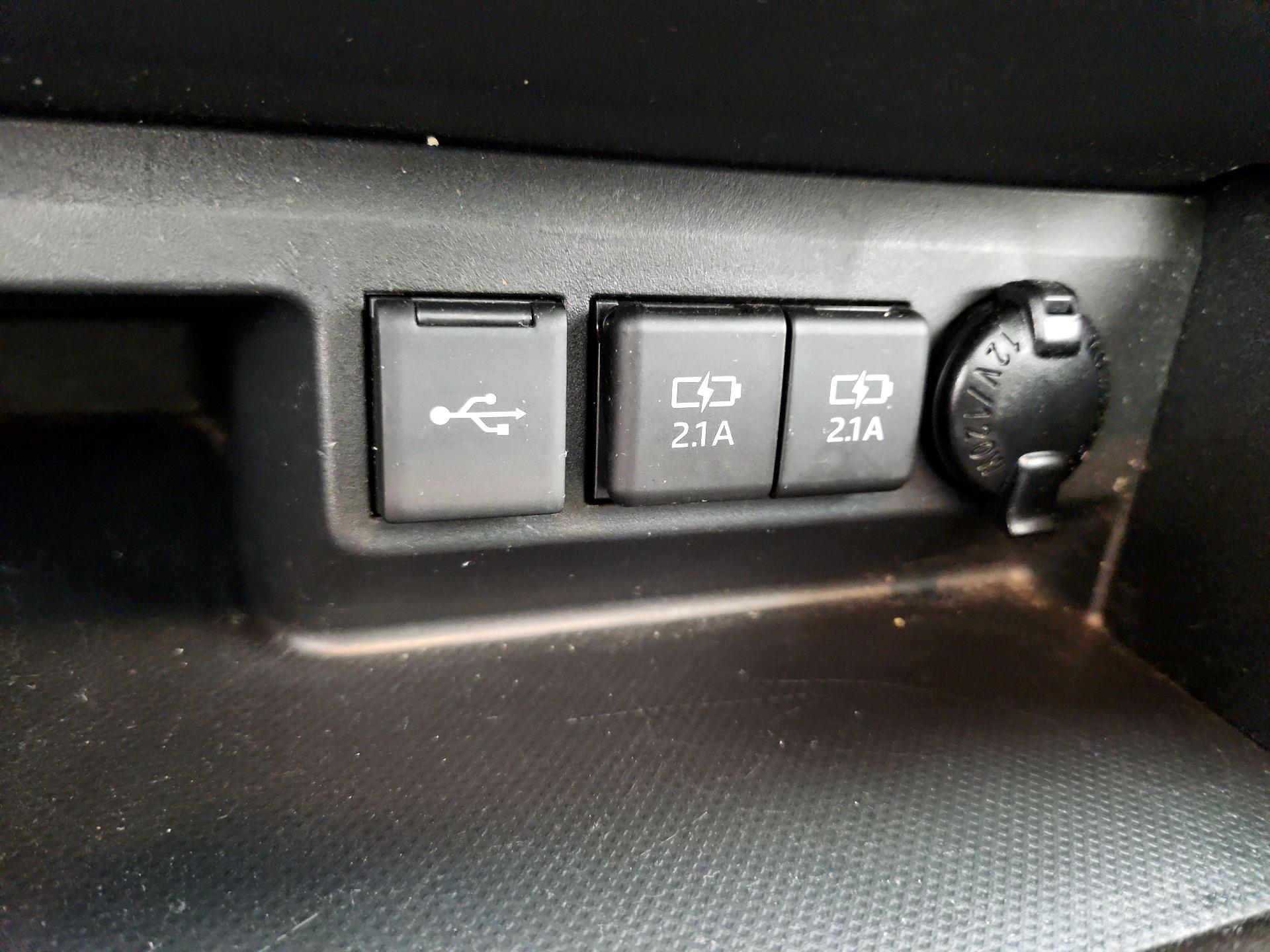 Thumbnail: 2021 Toyota Highlander - 19