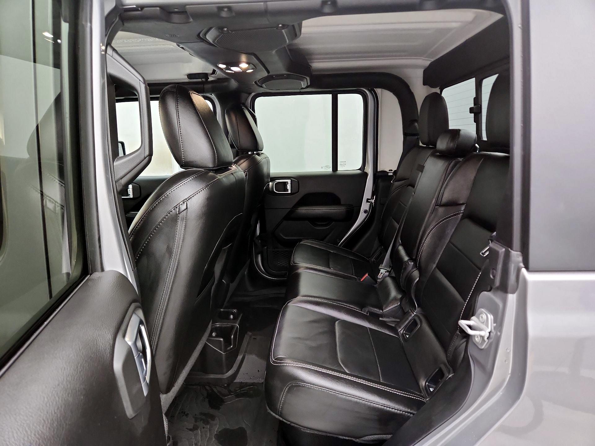 Thumbnail: 2020 Jeep Gladiator - 20