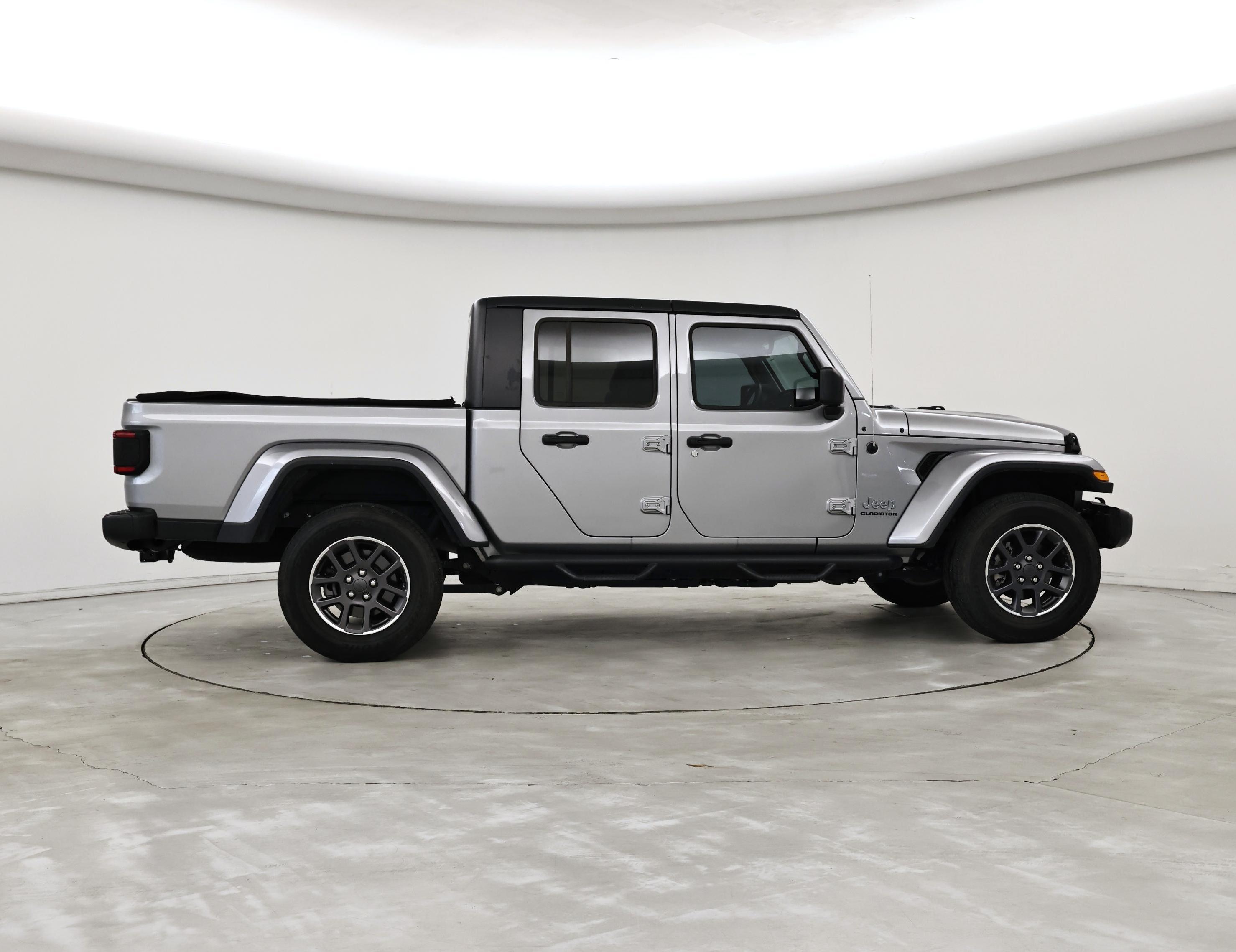 Thumbnail: 2020 Jeep Gladiator - 7