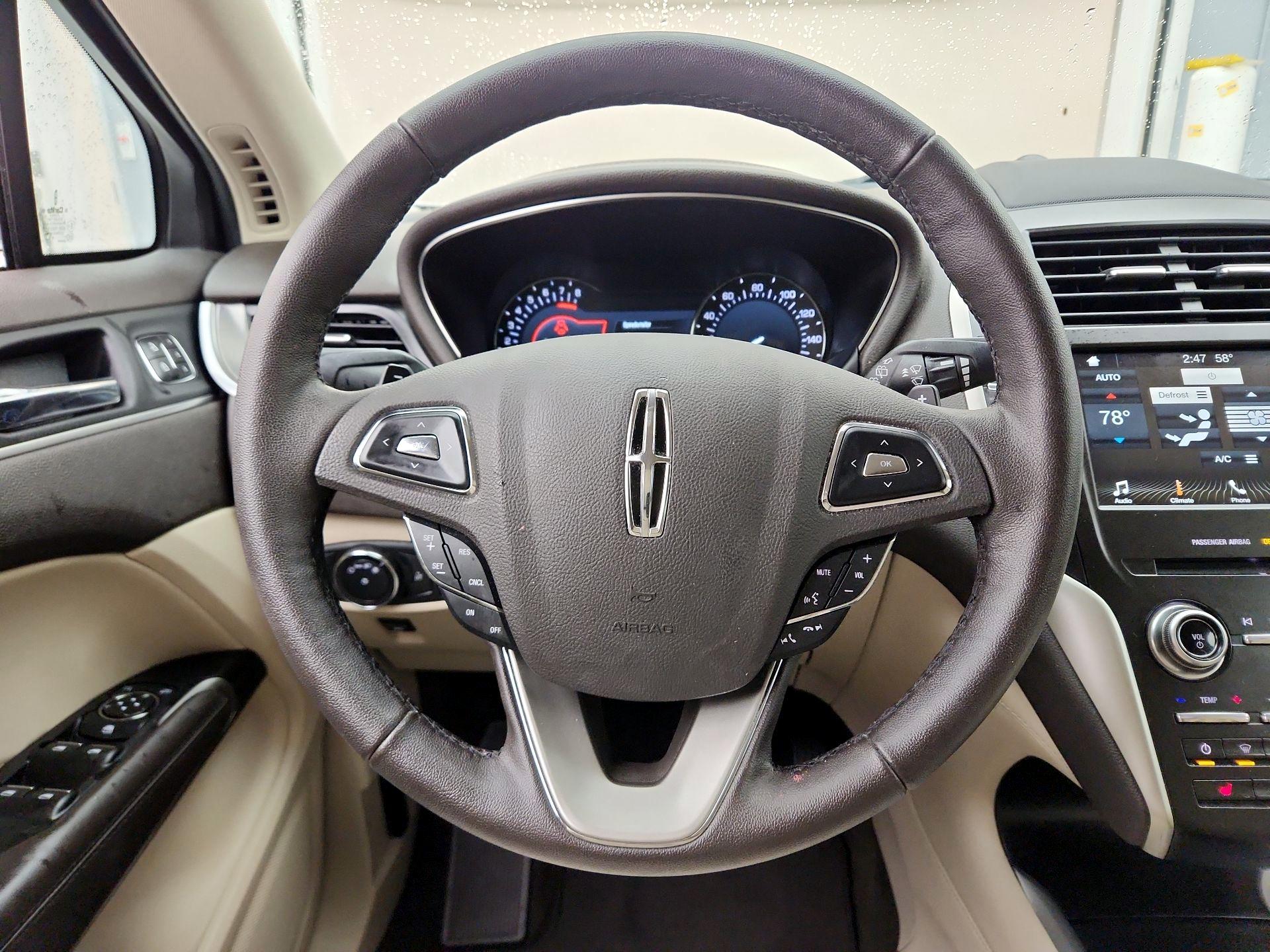 Thumbnail: 2019 Lincoln MKC - 10