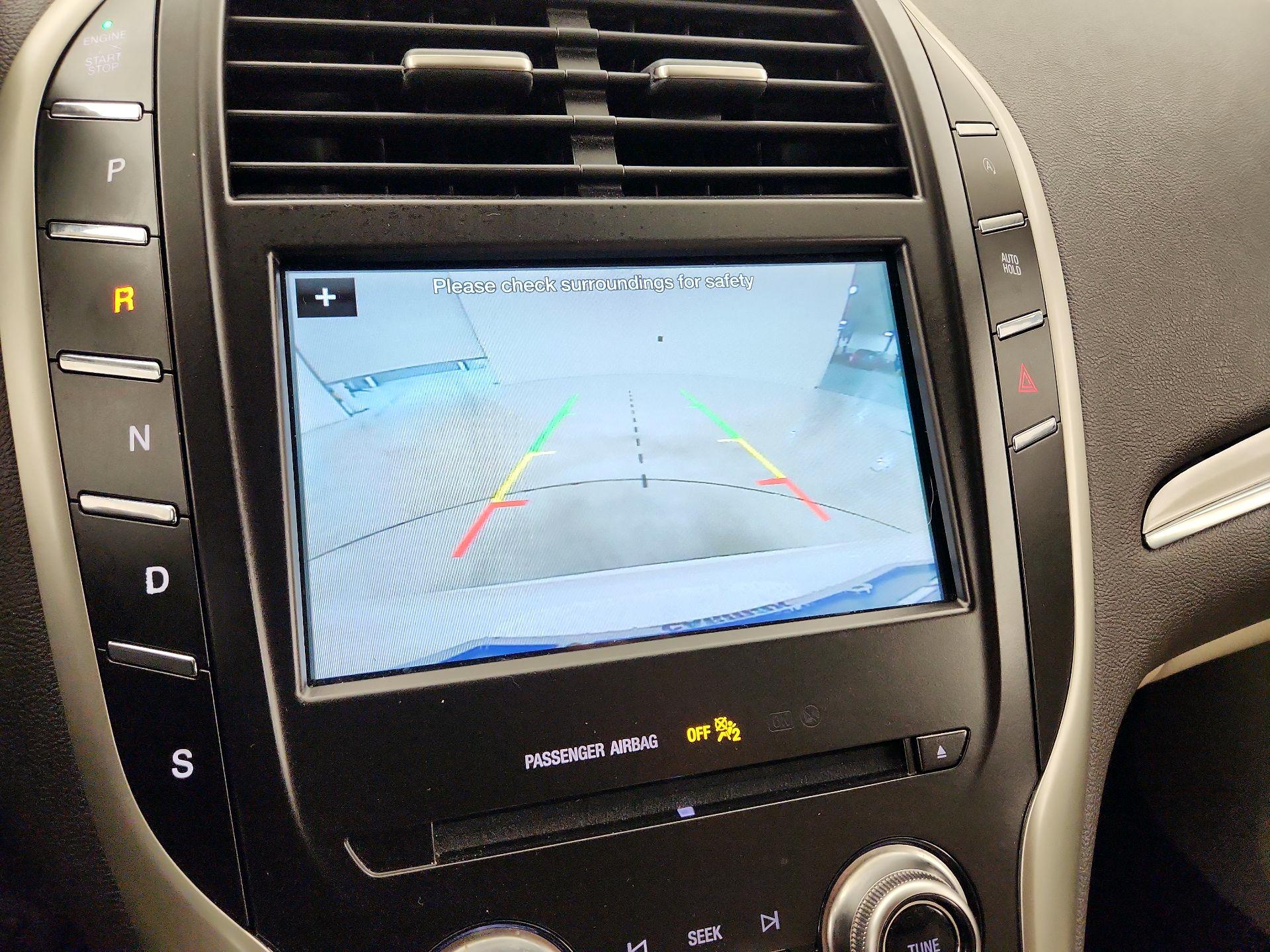 Thumbnail: 2019 Lincoln MKC - 14