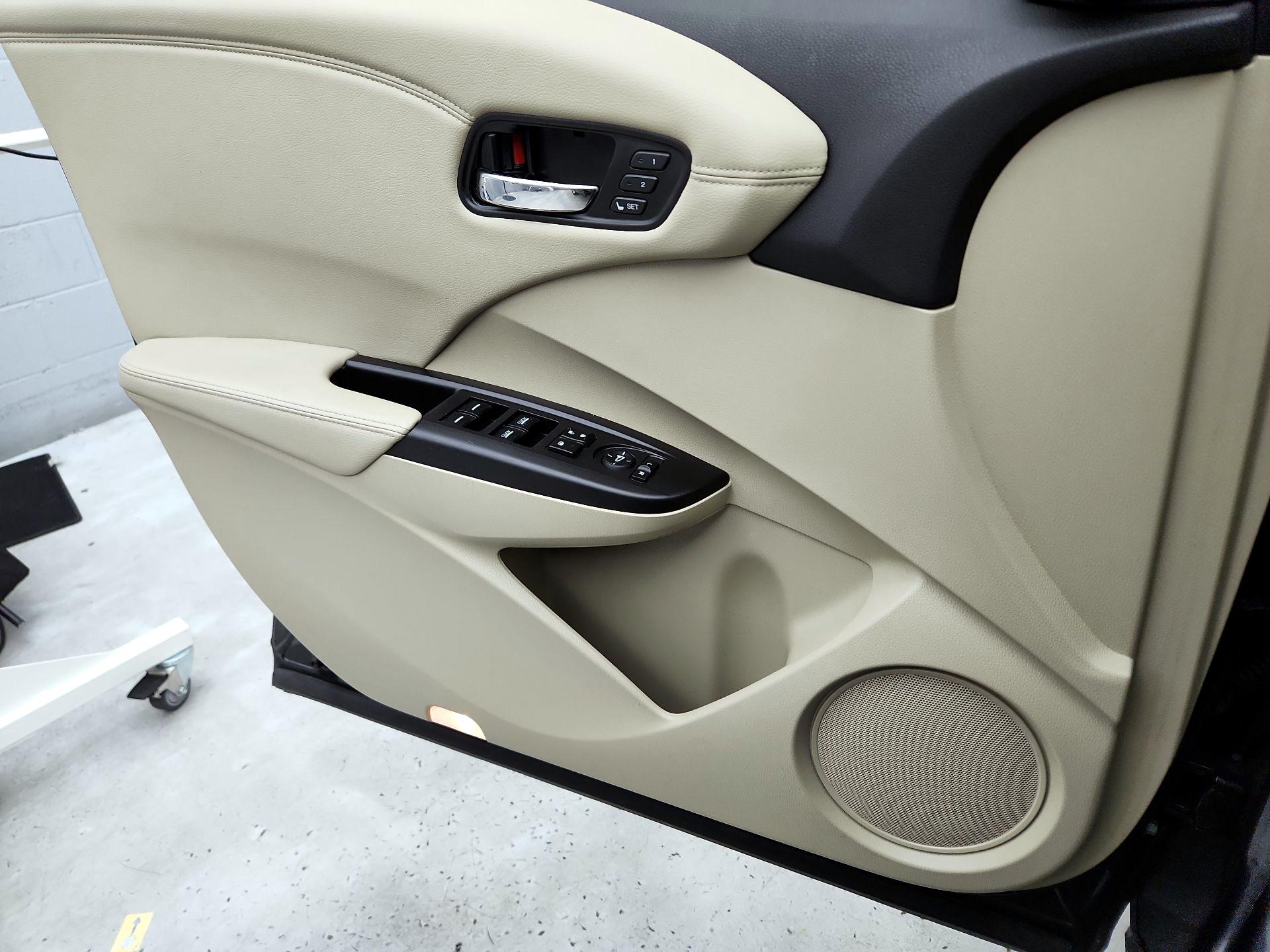 Thumbnail: 2015 Acura RDX - 12