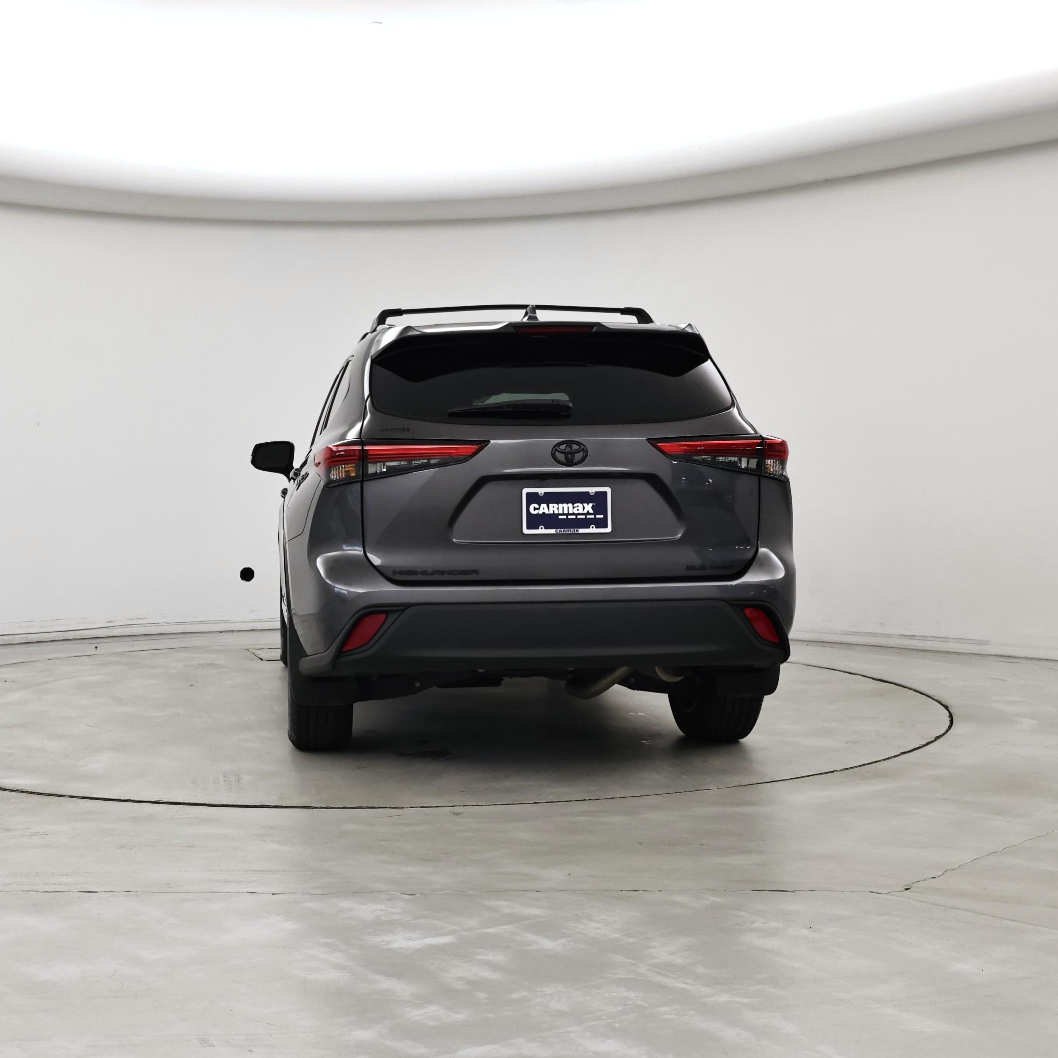 Thumbnail: 2022 Toyota Highlander - 6