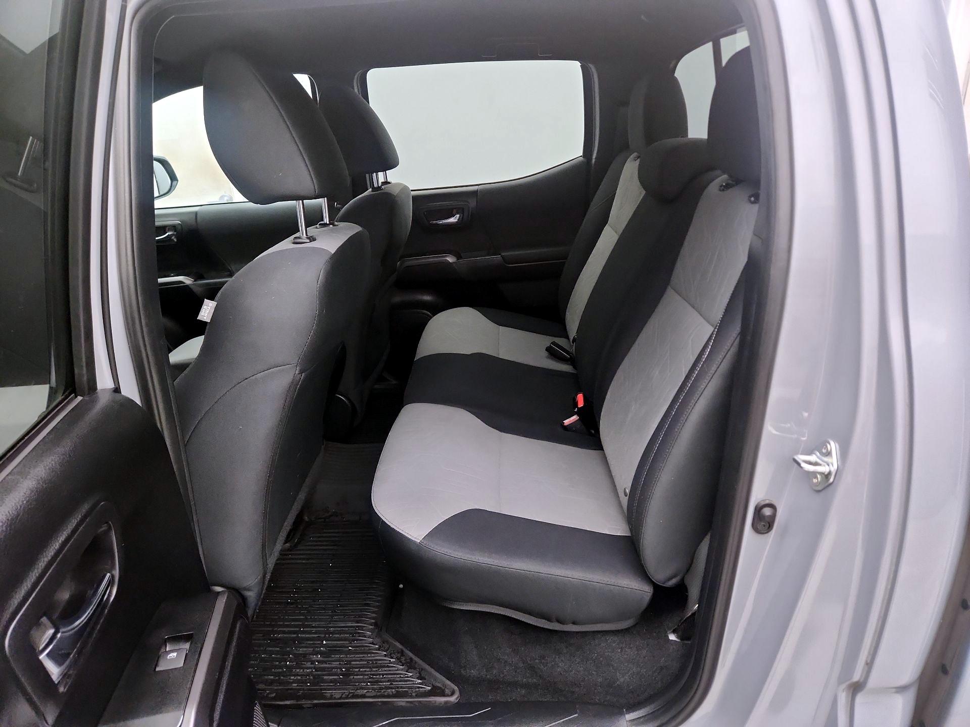 Thumbnail: 2021 Toyota Tacoma - 19