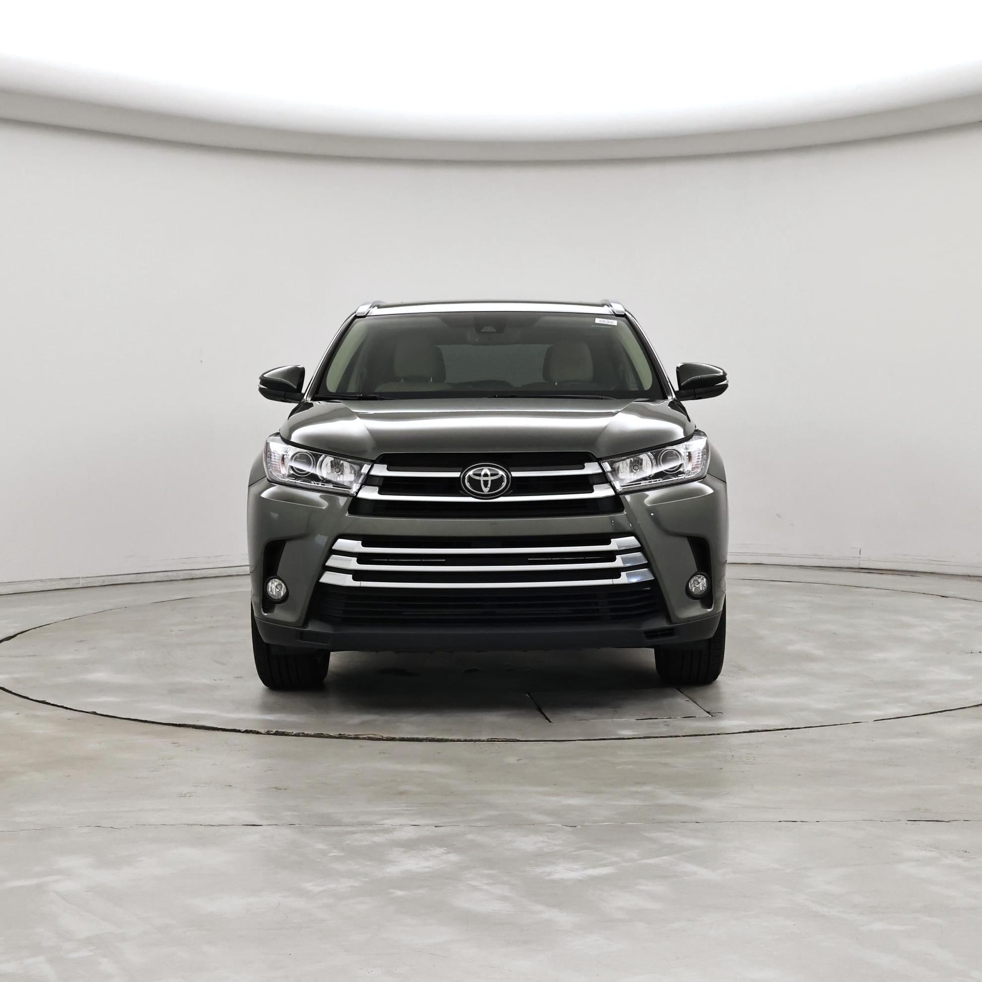 Thumbnail: 2017 Toyota Highlander - 5