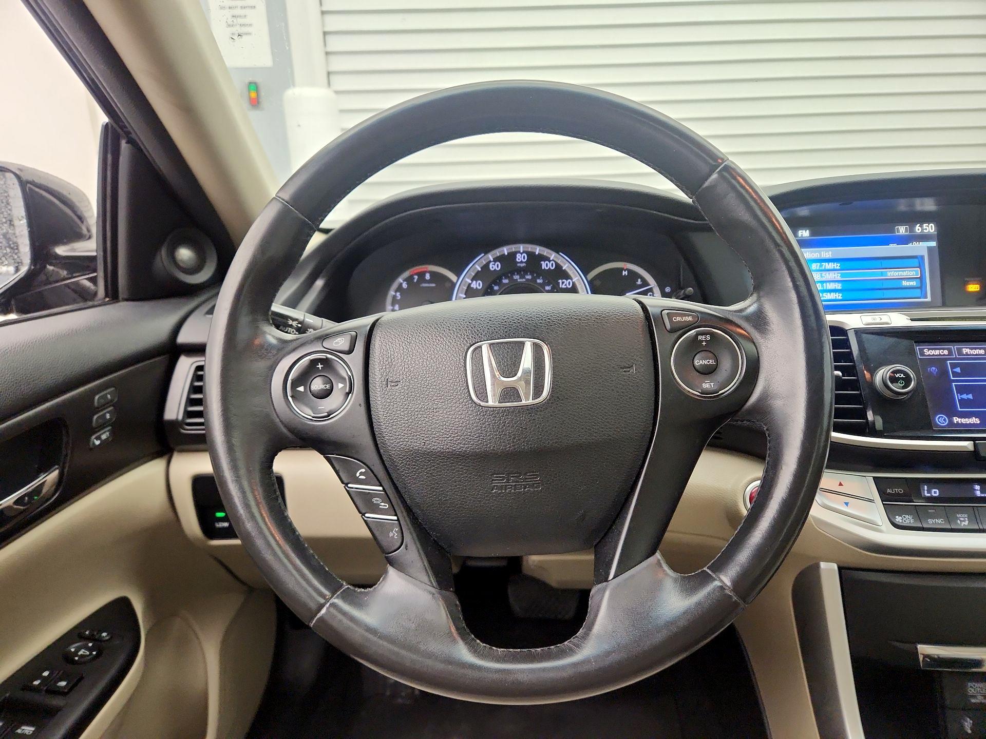 Thumbnail: 2015 Honda Accord - 10