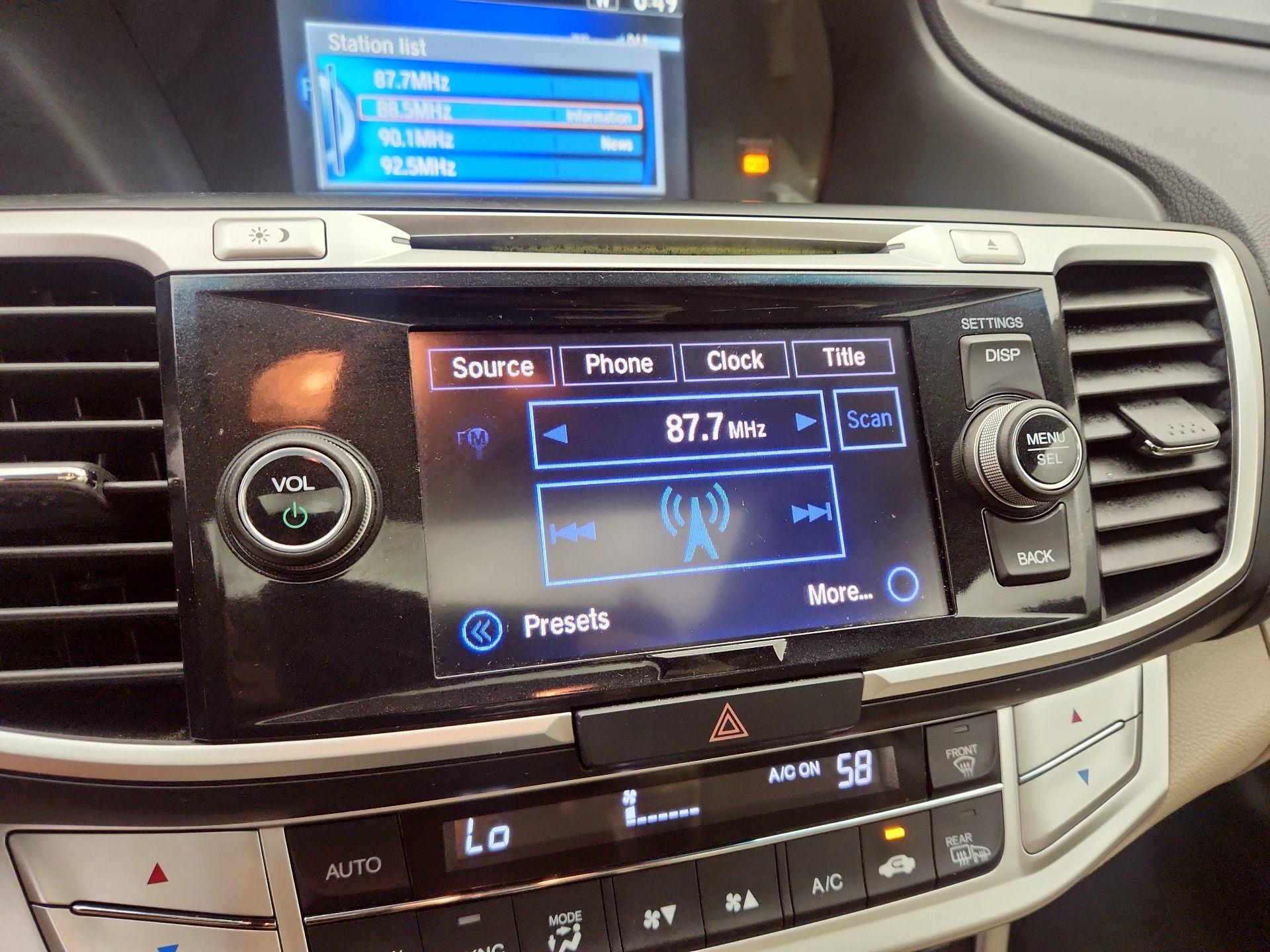 Thumbnail: 2015 Honda Accord - 15