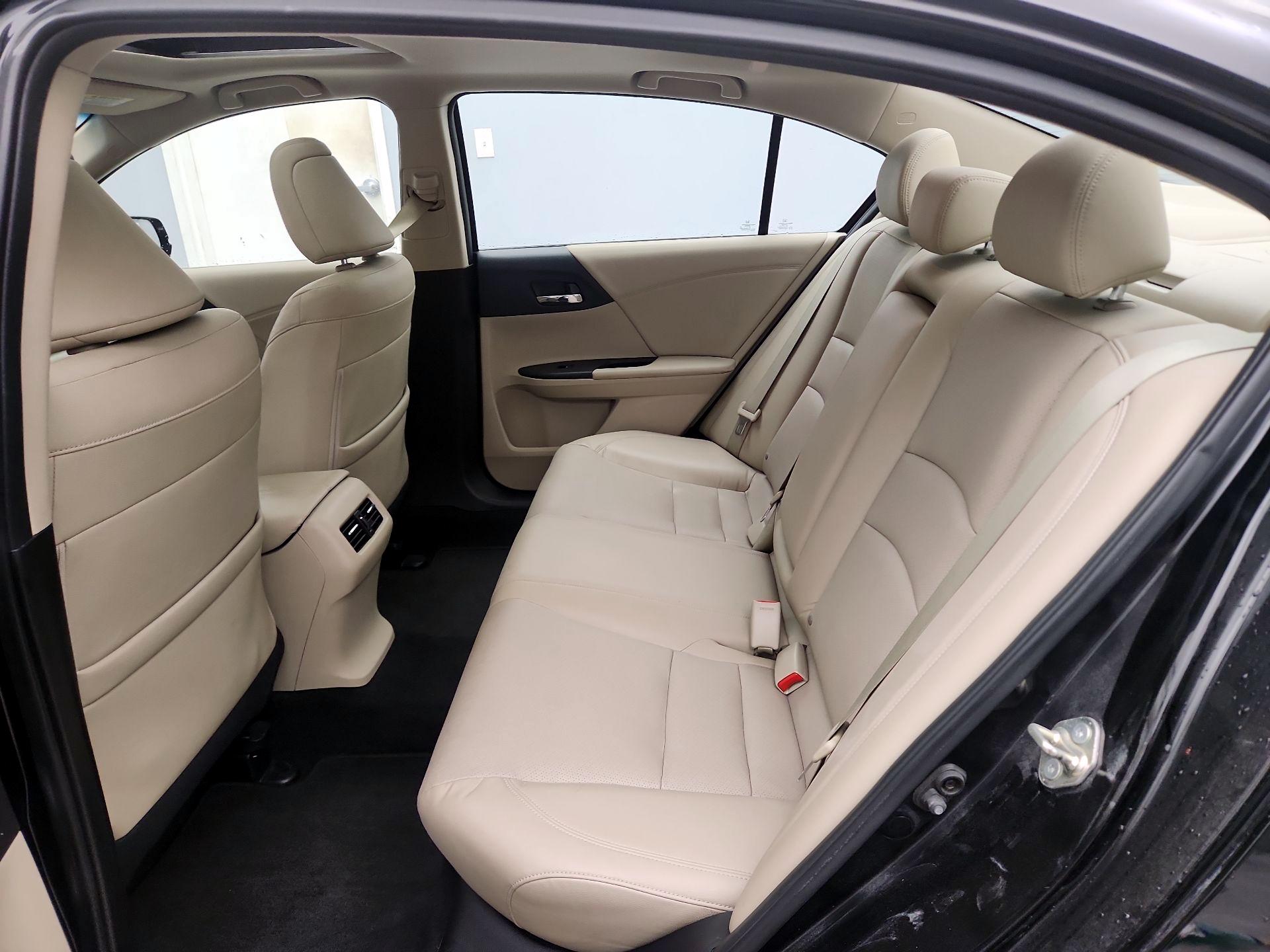 Thumbnail: 2015 Honda Accord - 20