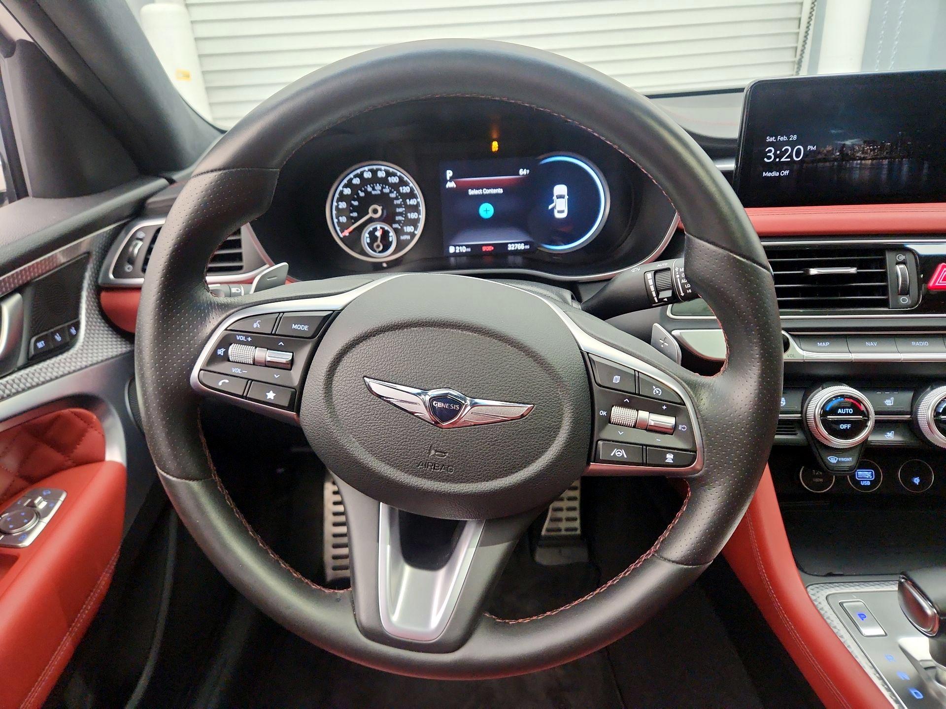 Thumbnail: 2022 Genesis G70 - 10