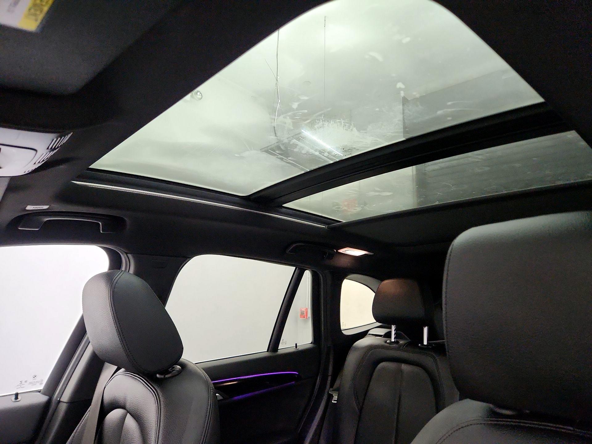 Thumbnail: 2020 BMW X1 - 20