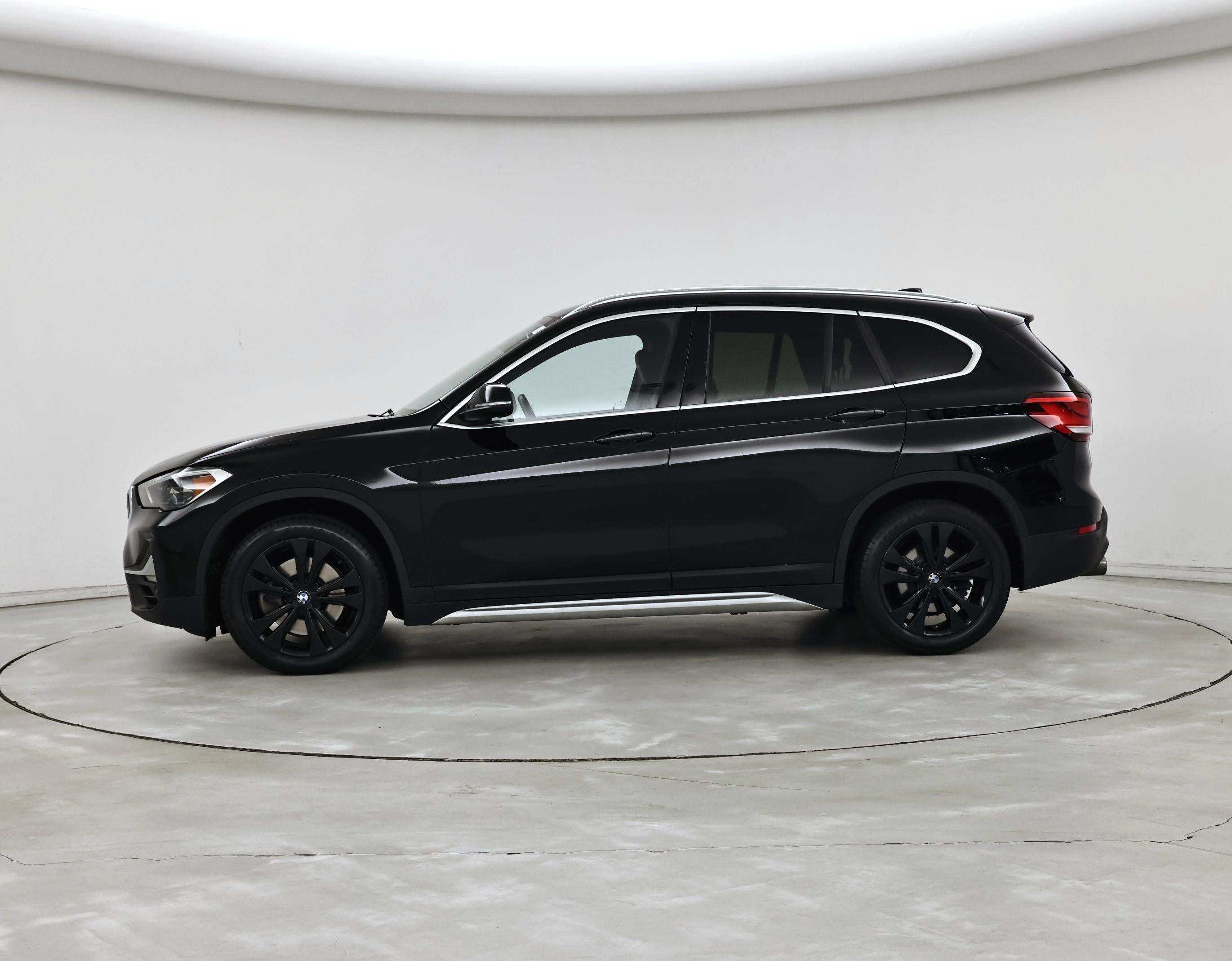 Thumbnail: 2020 BMW X1 - 3