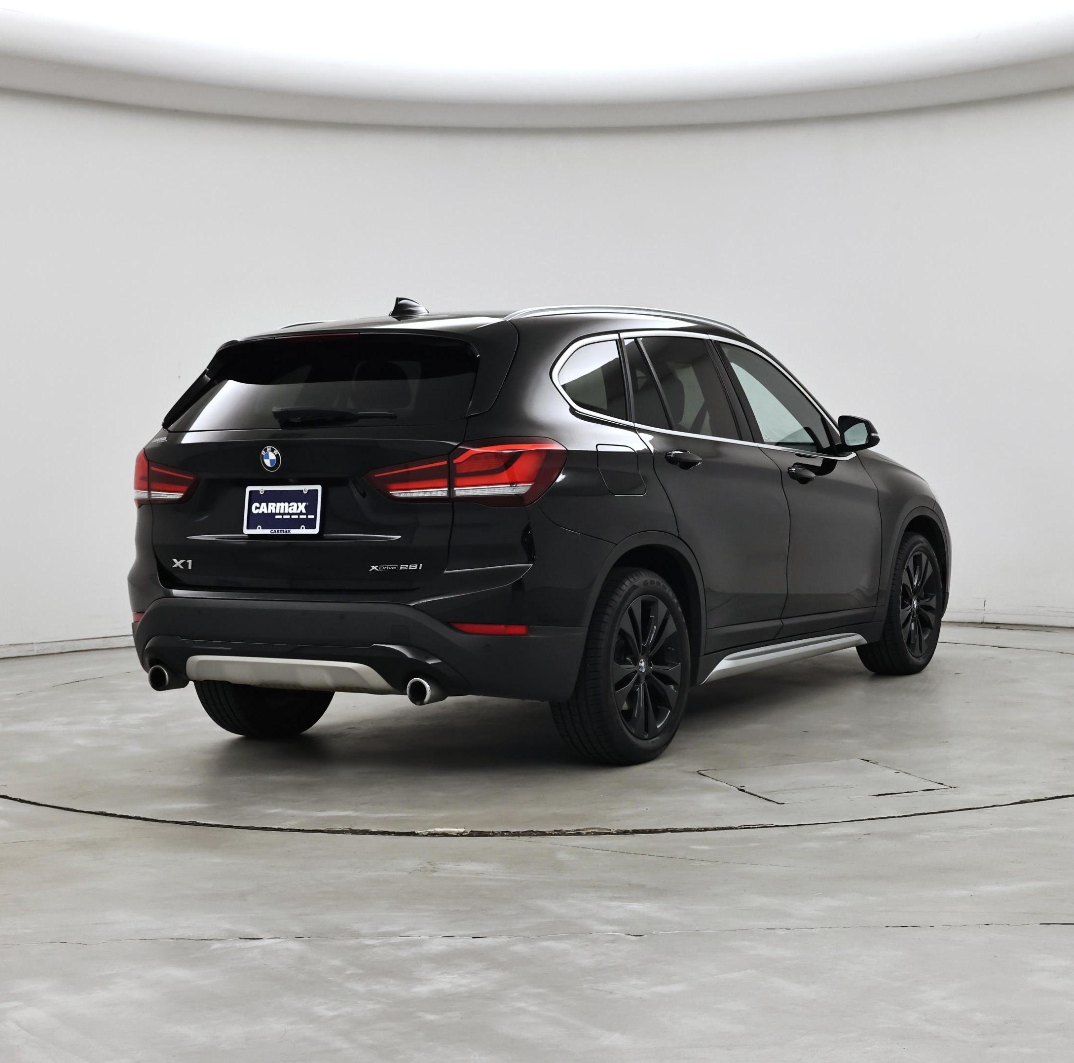 Thumbnail: 2020 BMW X1 - 8