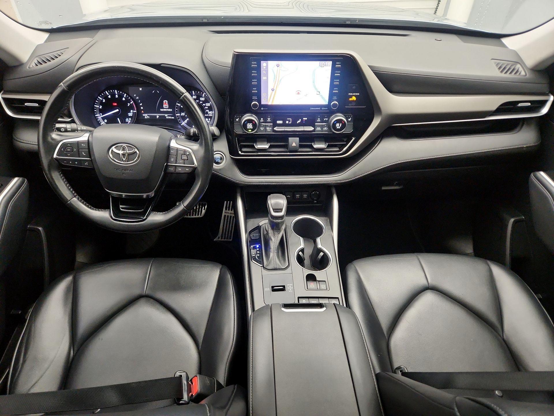 Thumbnail: 2021 Toyota Highlander - 9