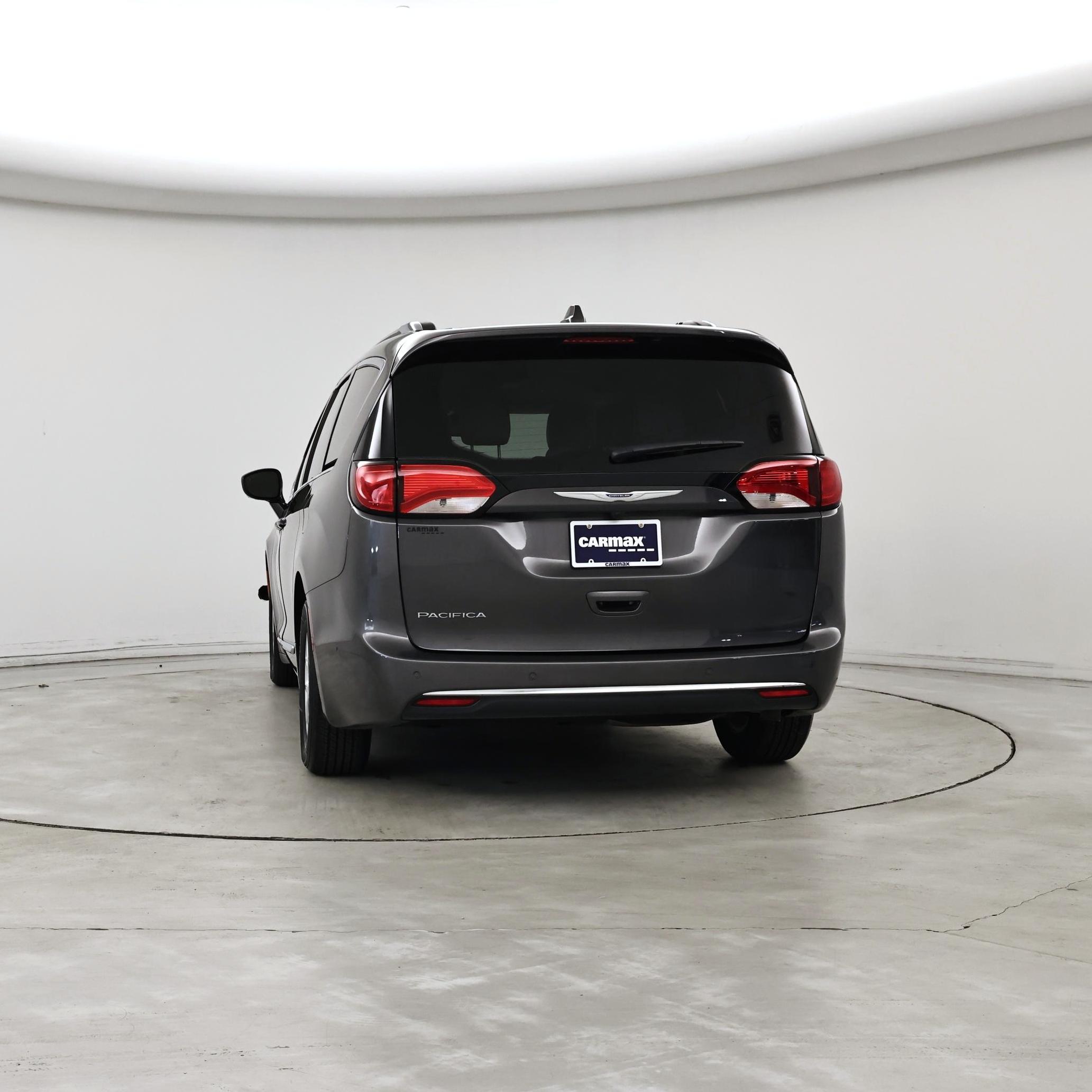 Thumbnail: 2020 Chrysler Pacifica - 6