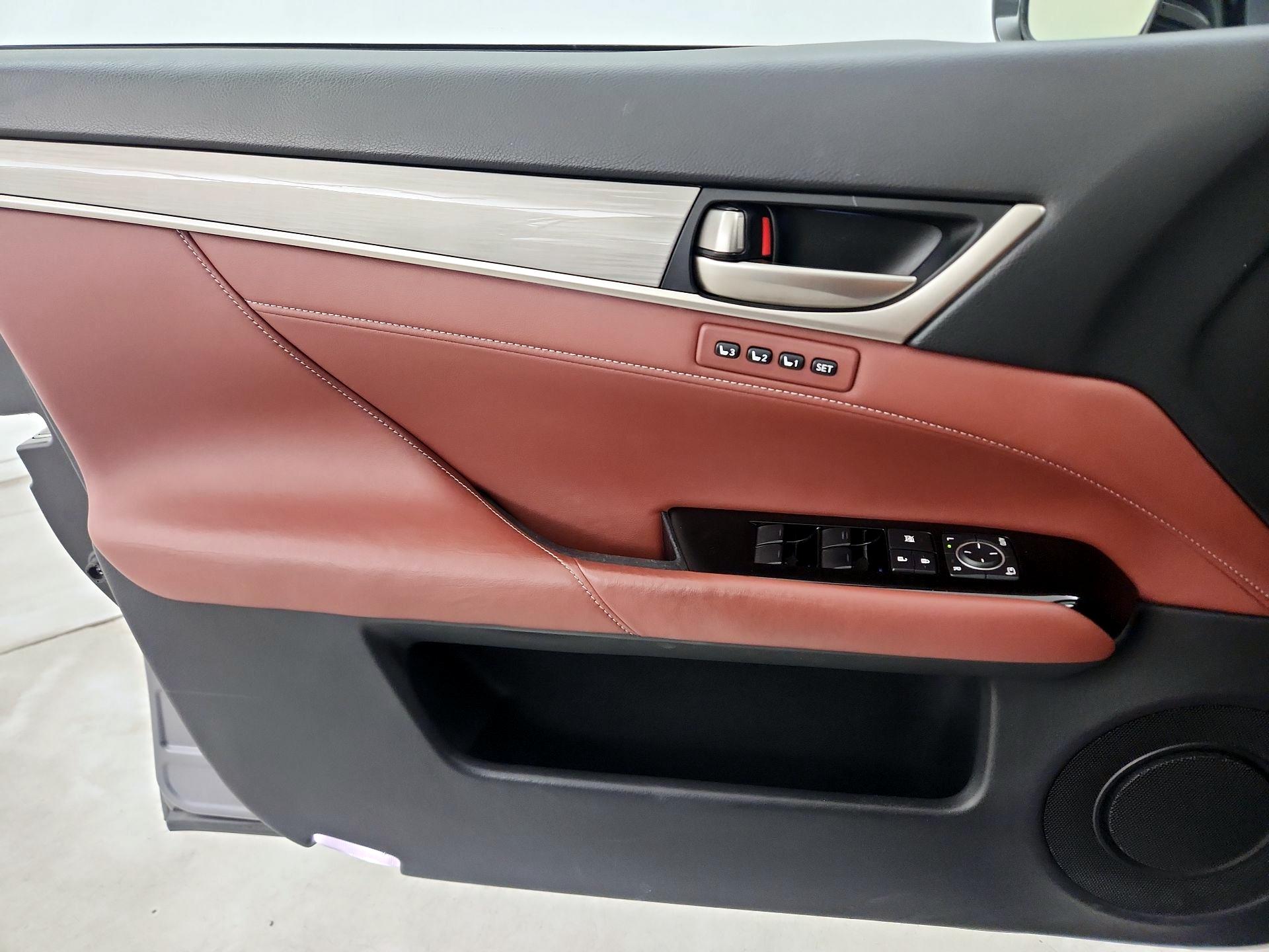 Thumbnail: 2015 Lexus GS - 12