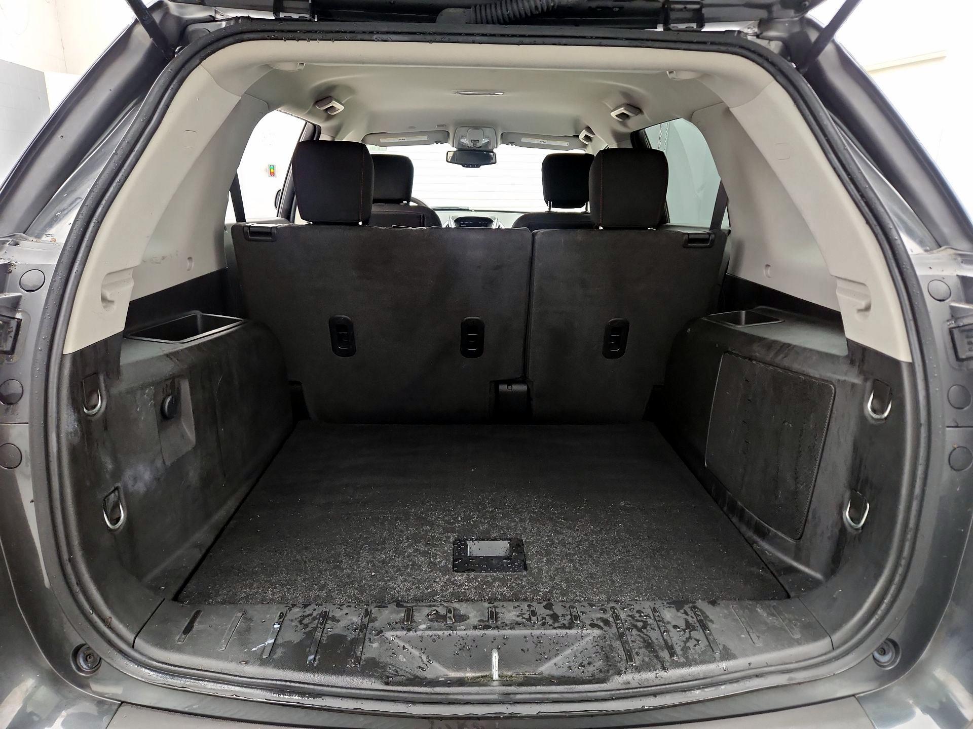 Thumbnail: 2017 GMC Terrain - 17