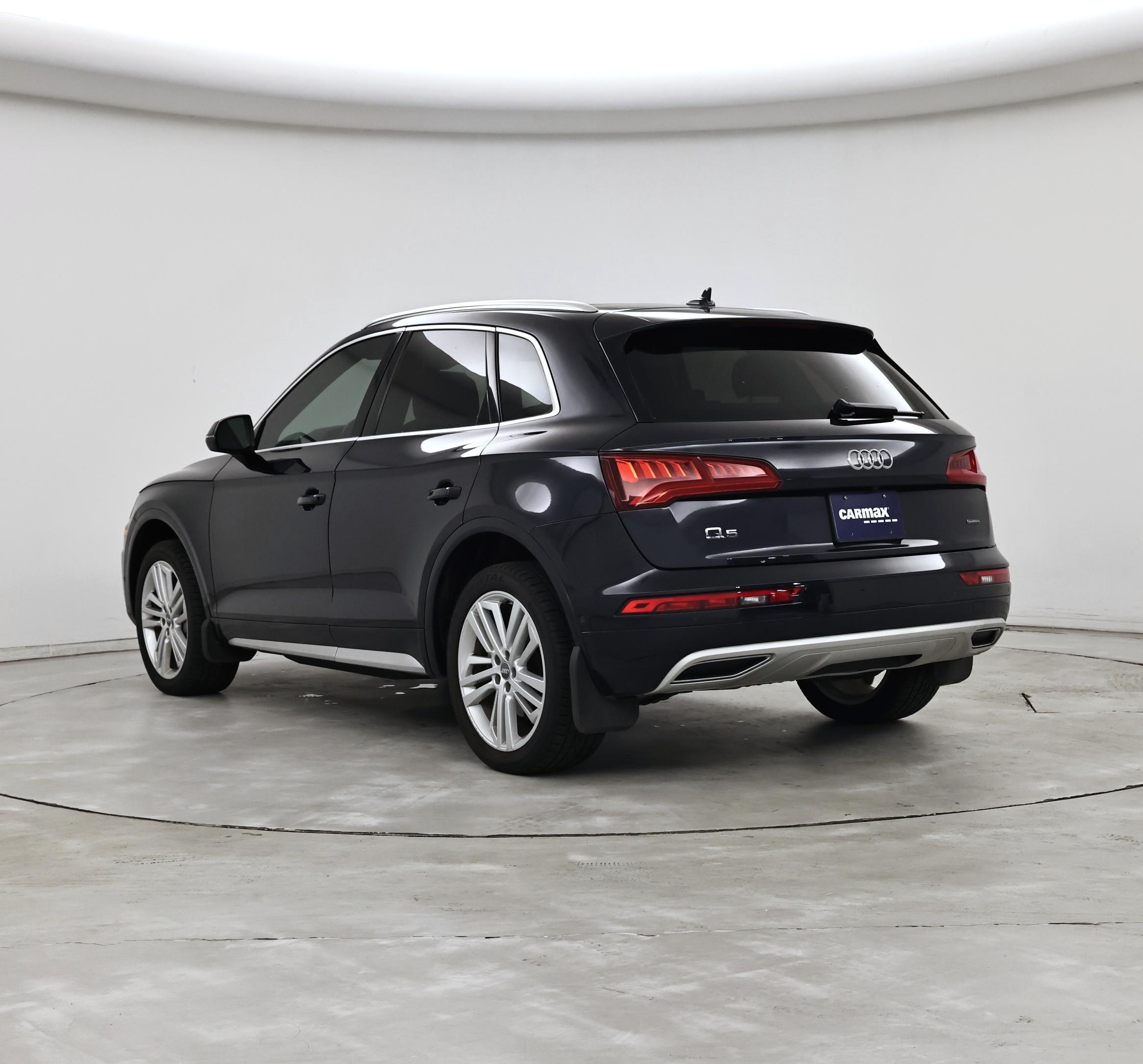 Thumbnail: 2019 Audi Q5 - 2