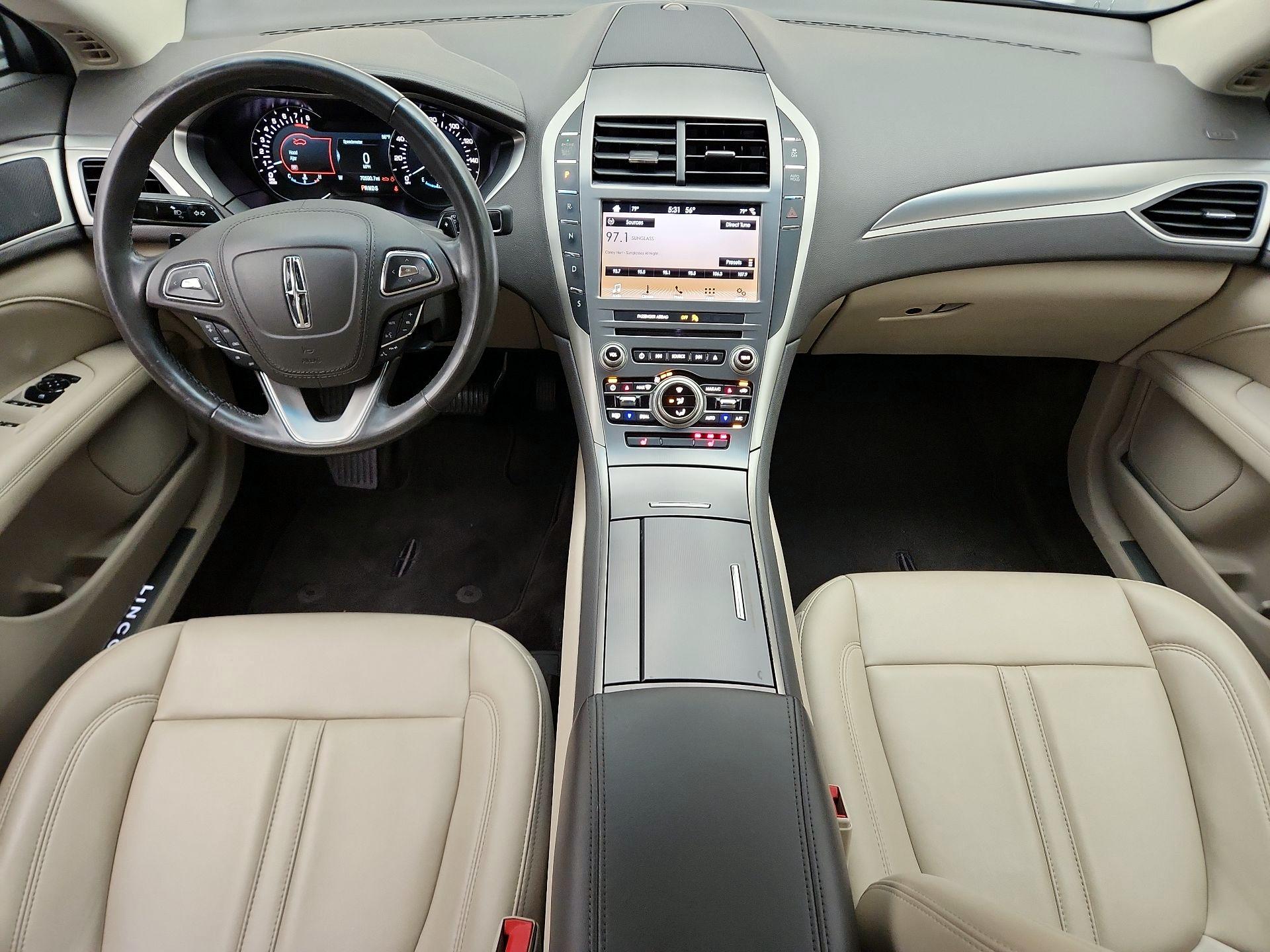 Thumbnail: 2017 Lincoln MKZ - 9