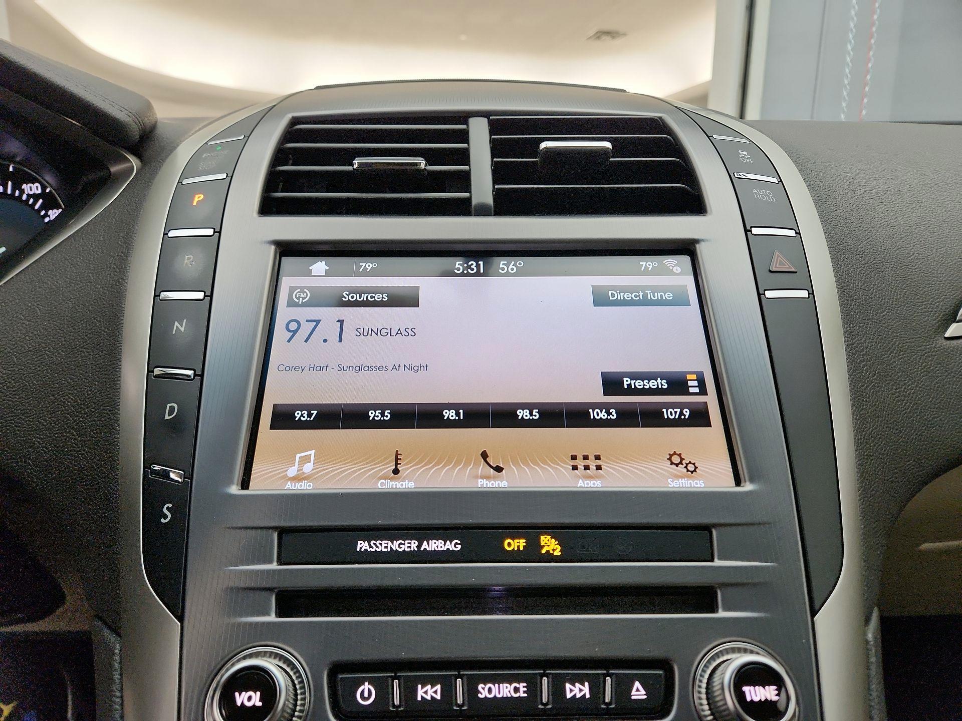 Thumbnail: 2017 Lincoln MKZ - 15