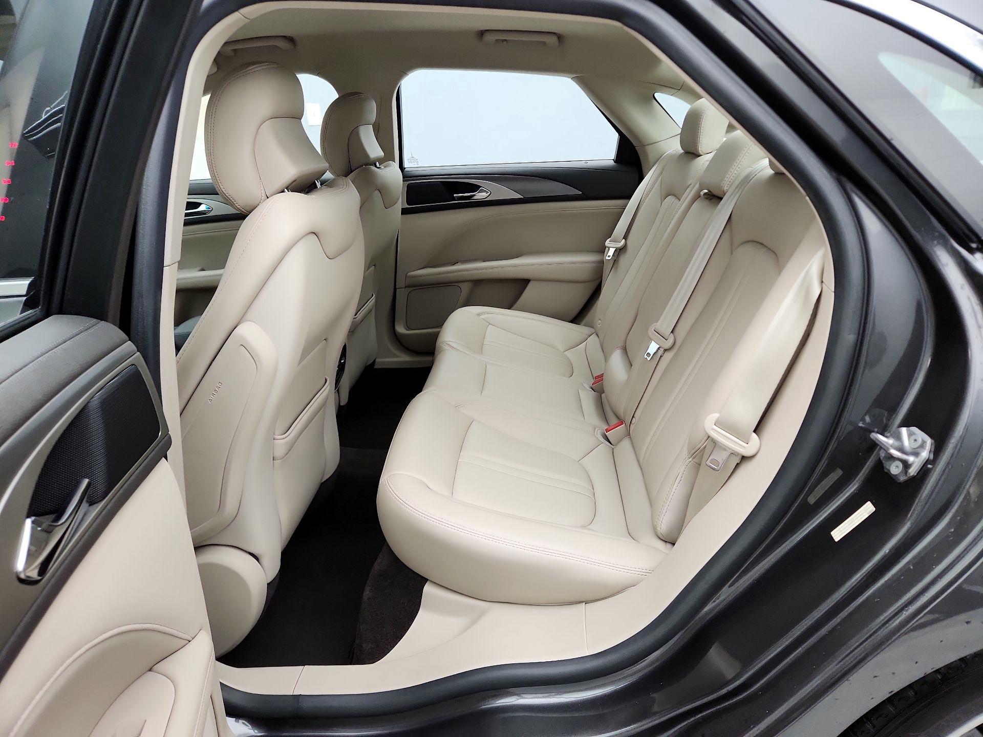 Thumbnail: 2017 Lincoln MKZ - 19