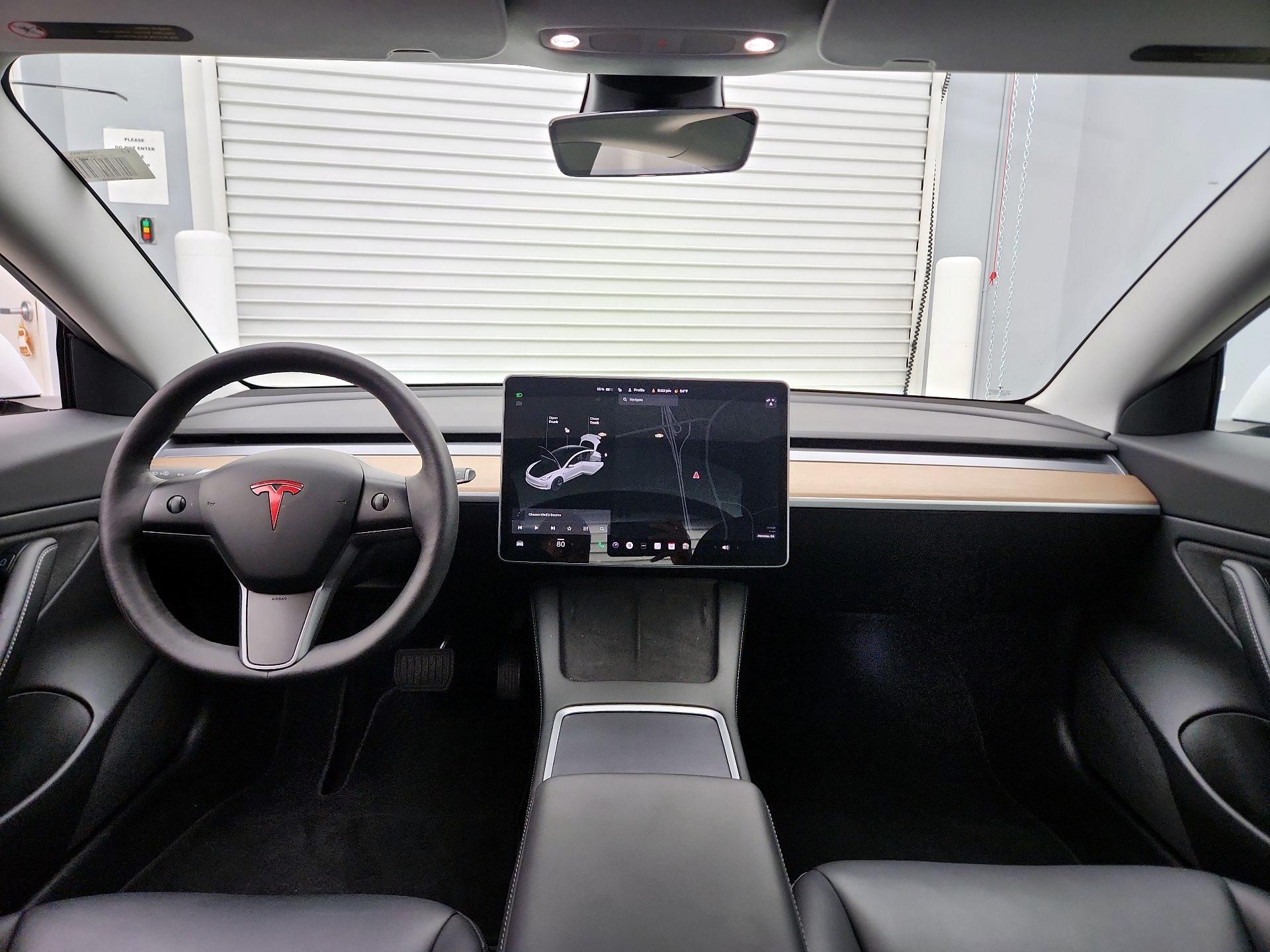 Thumbnail: 2021 Tesla Model 3 - 9