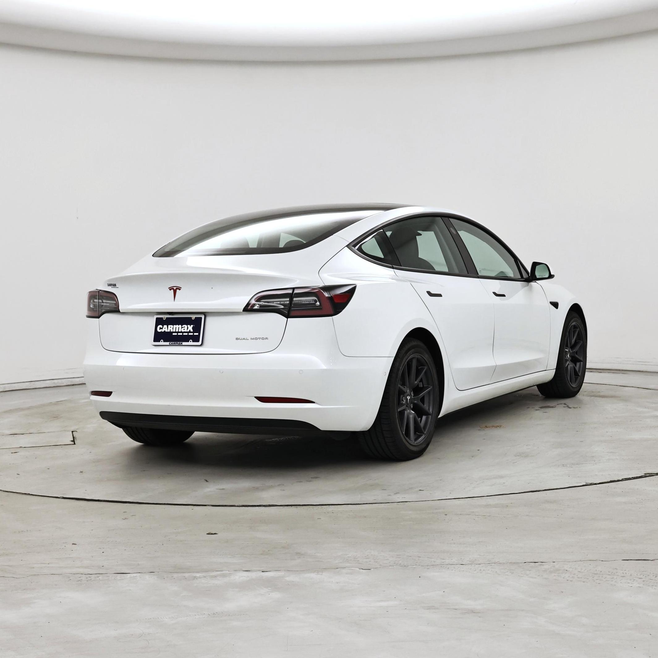 Thumbnail: 2021 Tesla Model 3 - 8