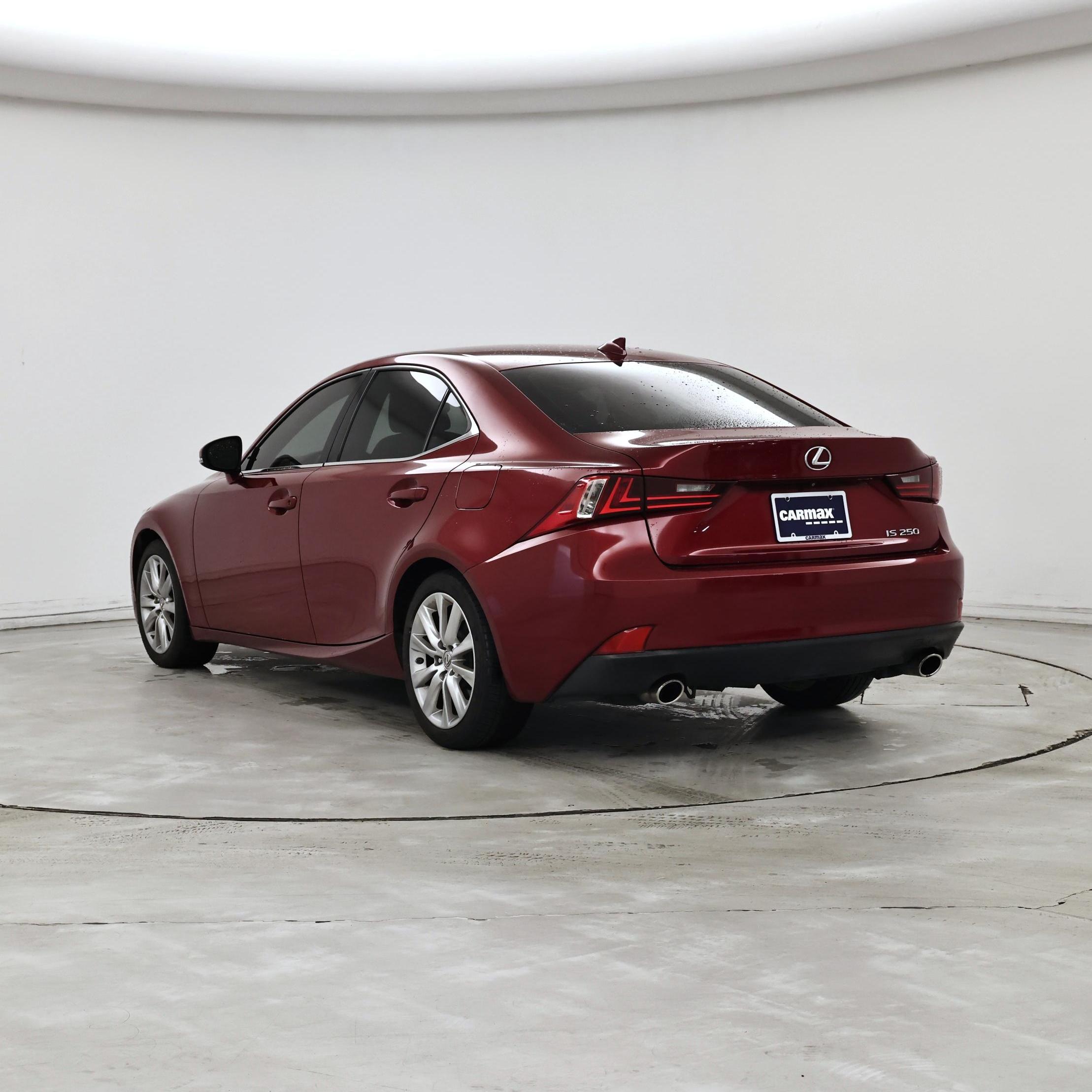 Thumbnail: 2015 Lexus IS - 2