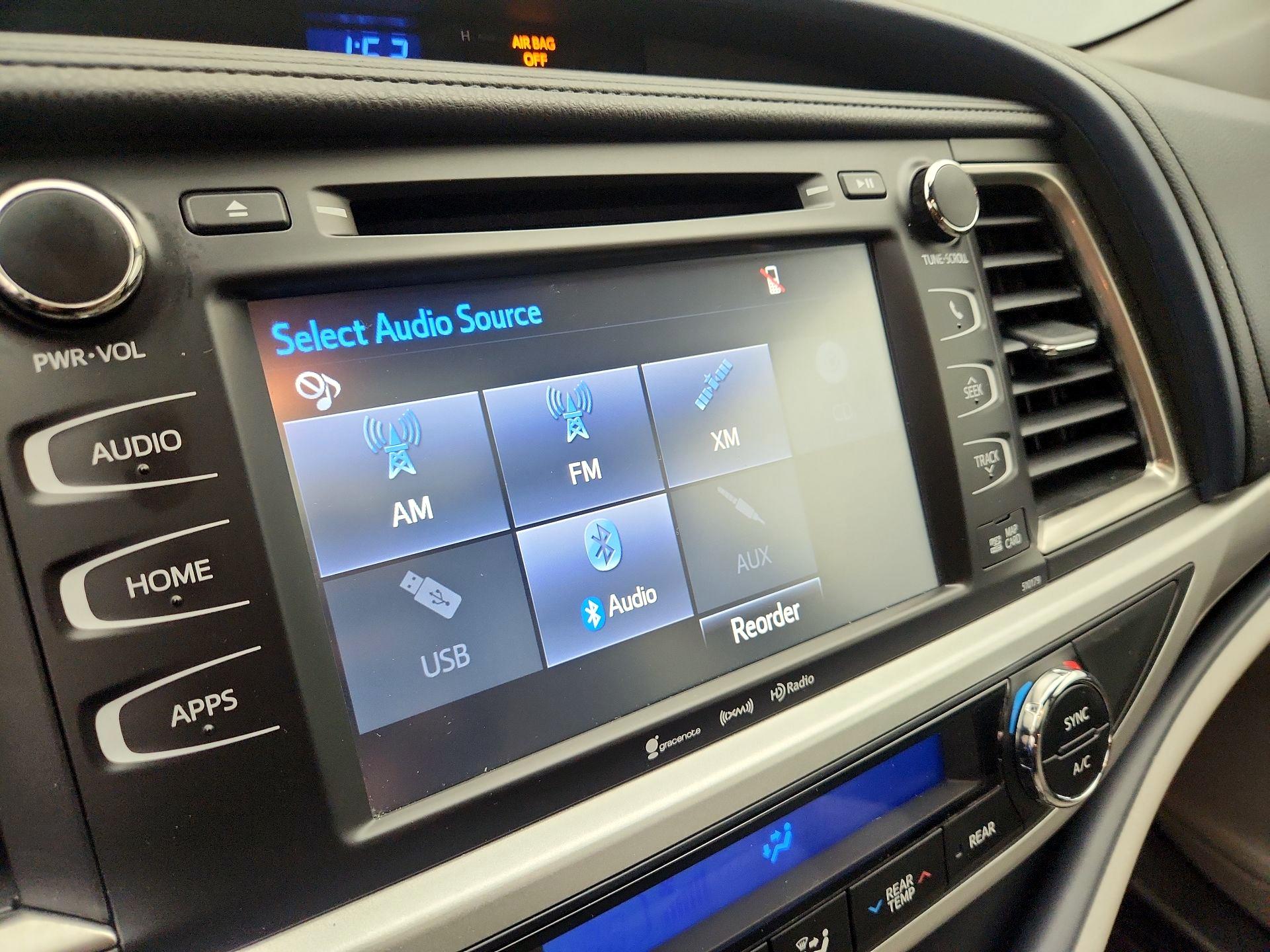 Thumbnail: 2017 Toyota Highlander - 15