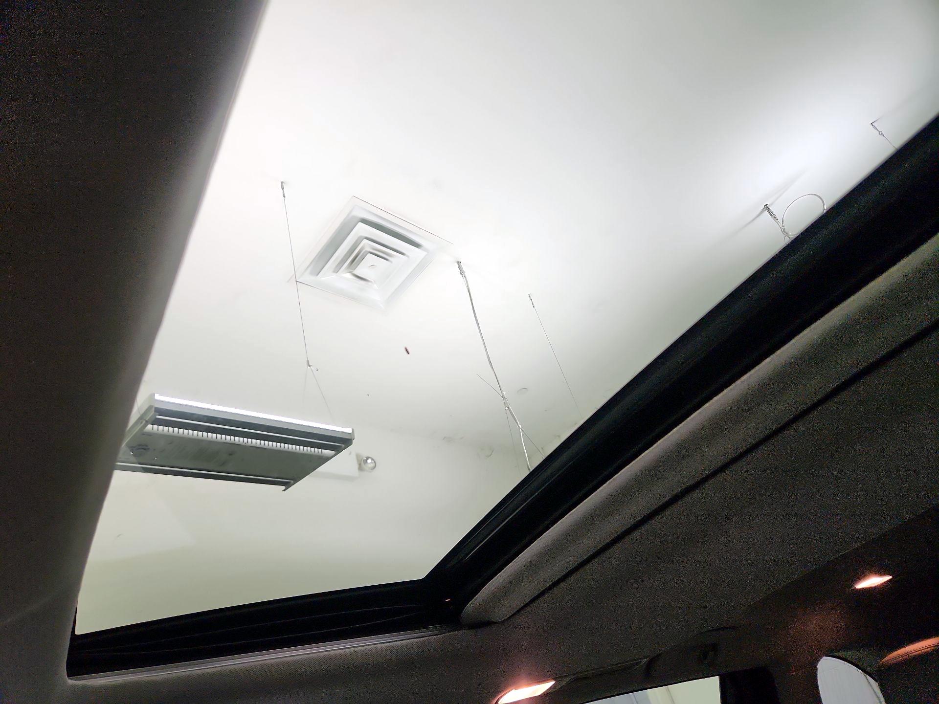 Thumbnail: 2017 Toyota Highlander - 19