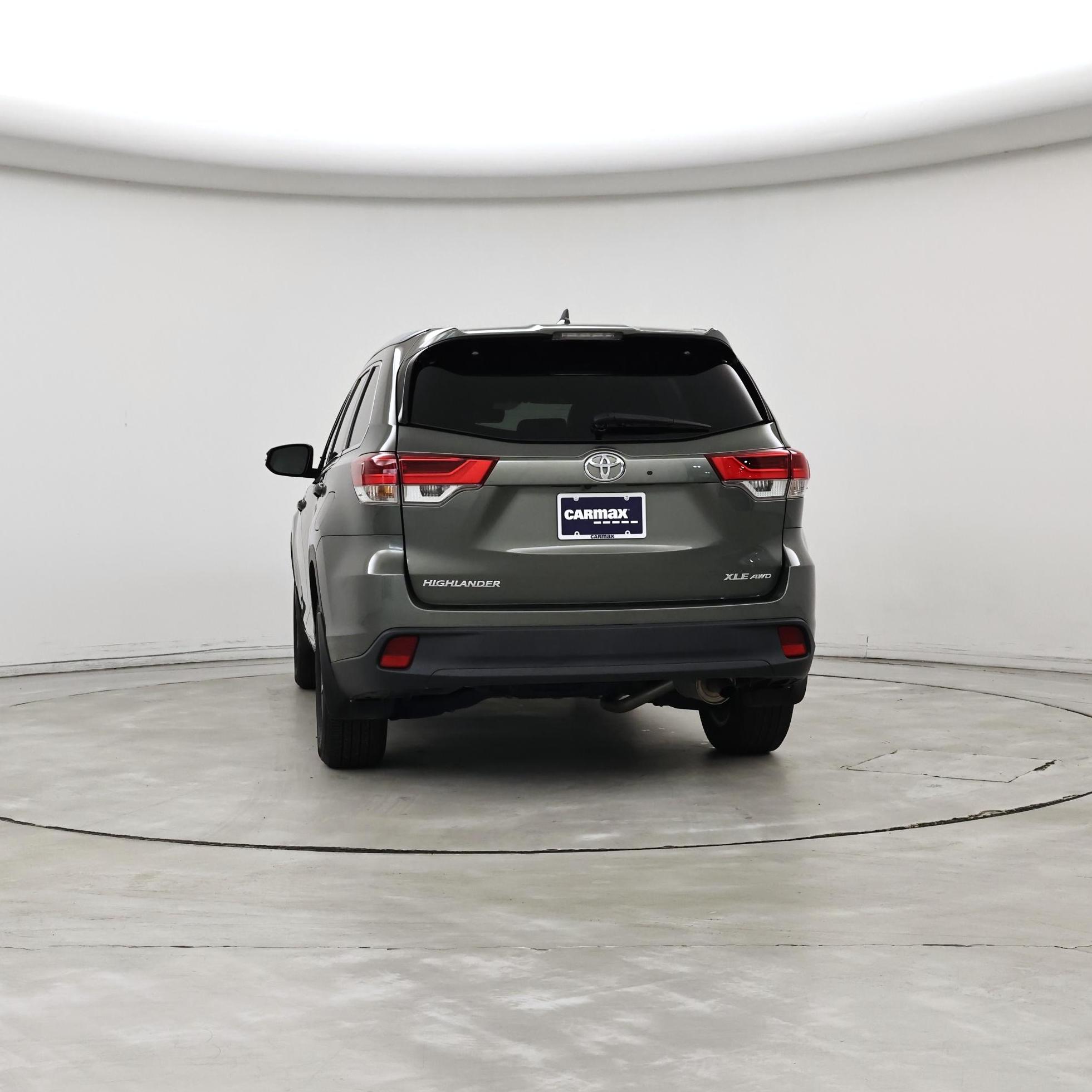 Thumbnail: 2017 Toyota Highlander - 6