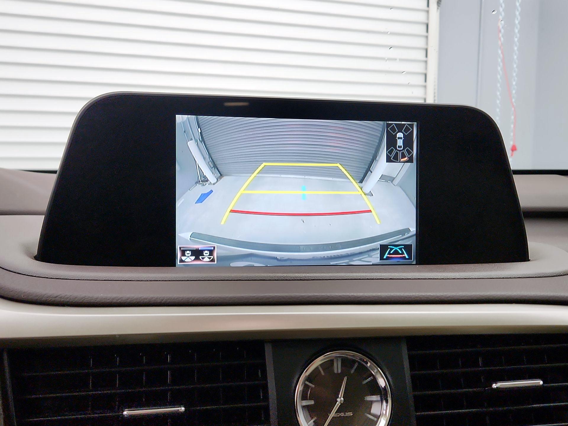 Thumbnail: 2020 Lexus RX - 14