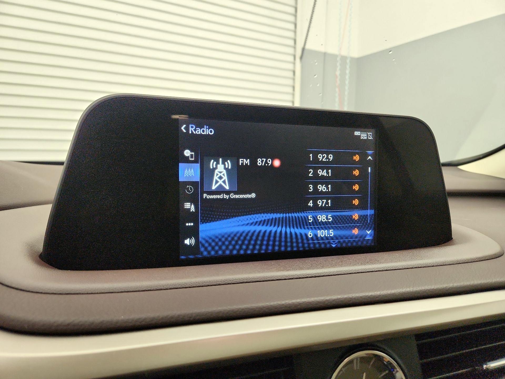 Thumbnail: 2020 Lexus RX - 15