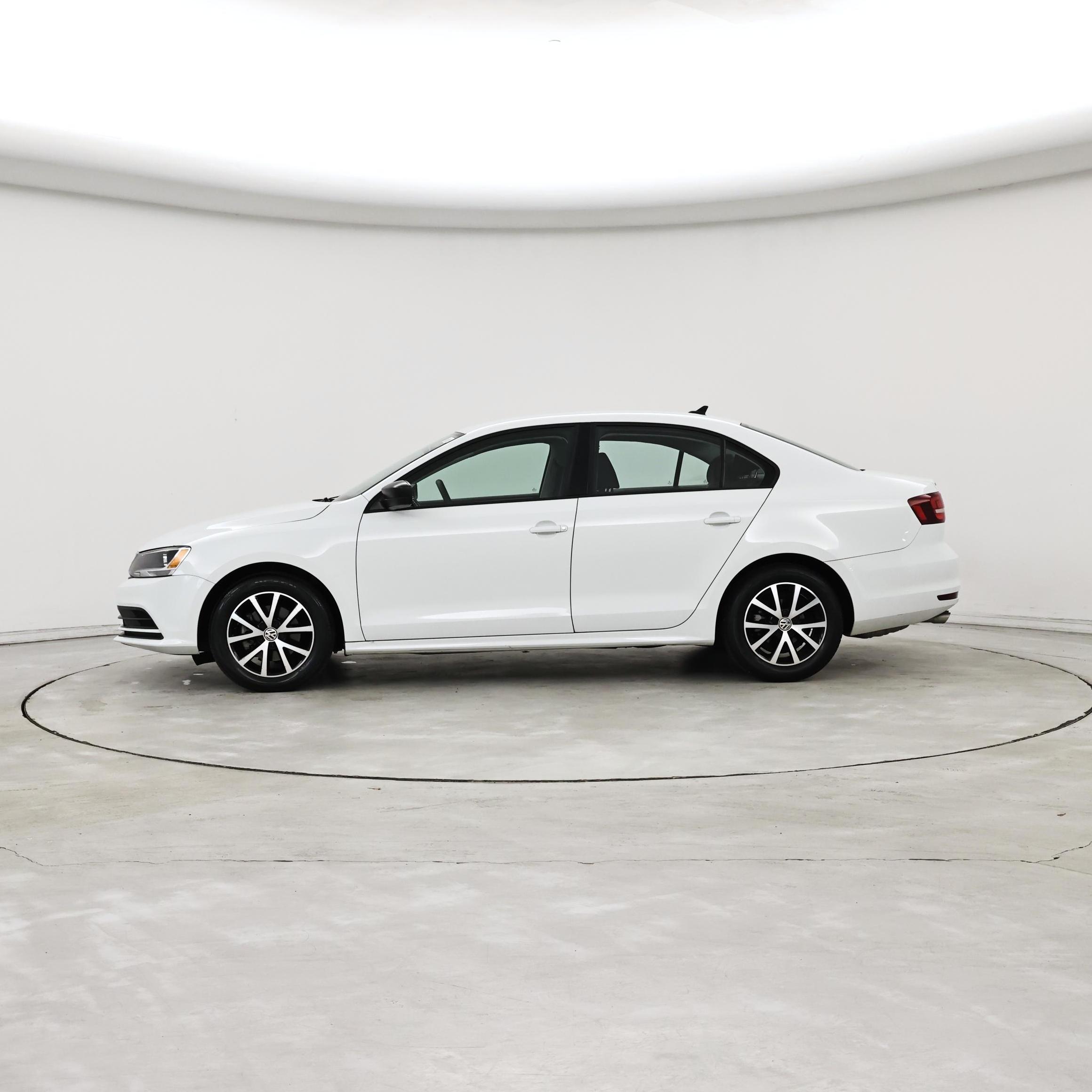 Thumbnail: 2016 Volkswagen Jetta - 3