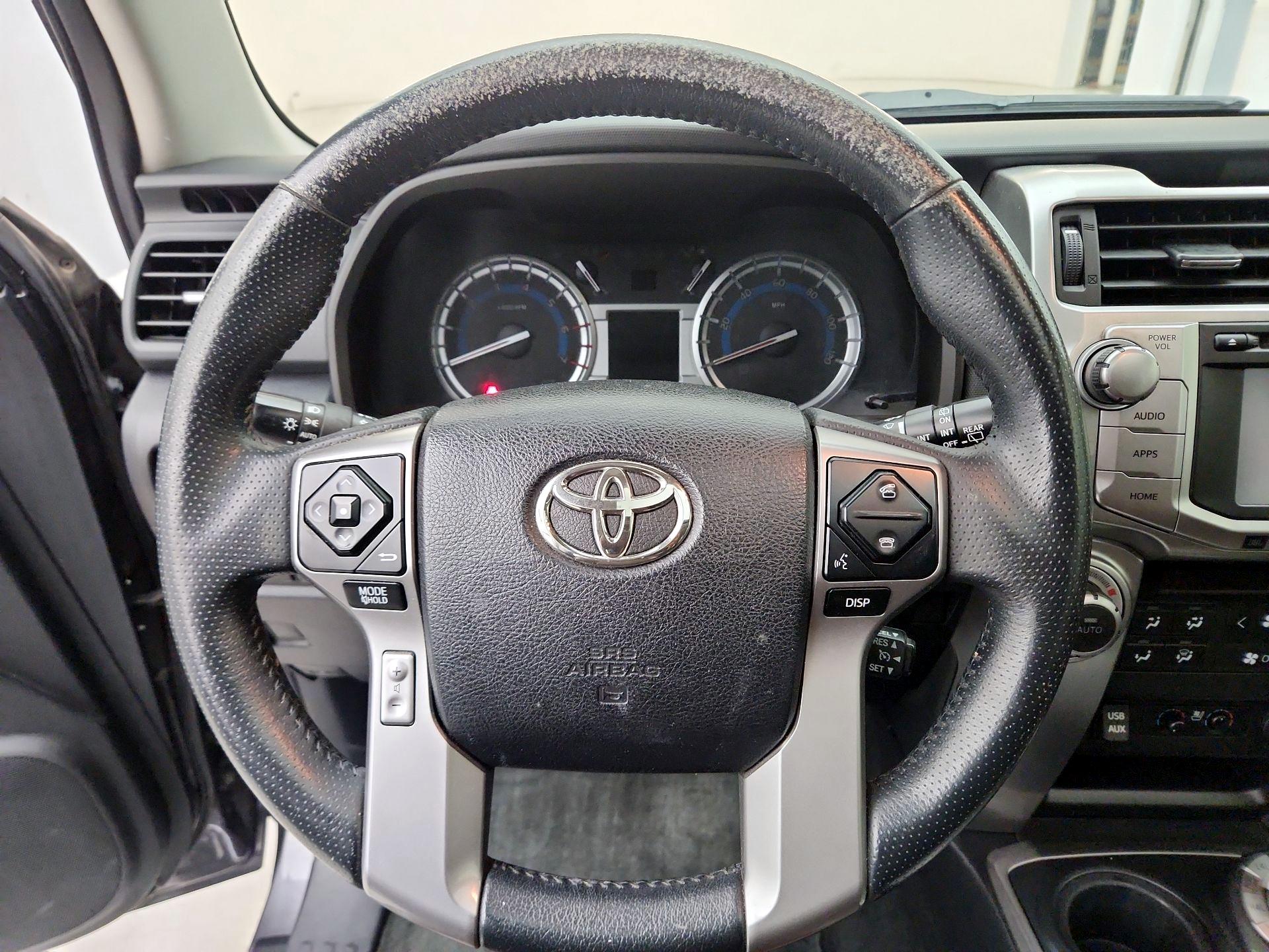 Thumbnail: 2016 Toyota 4Runner - 10