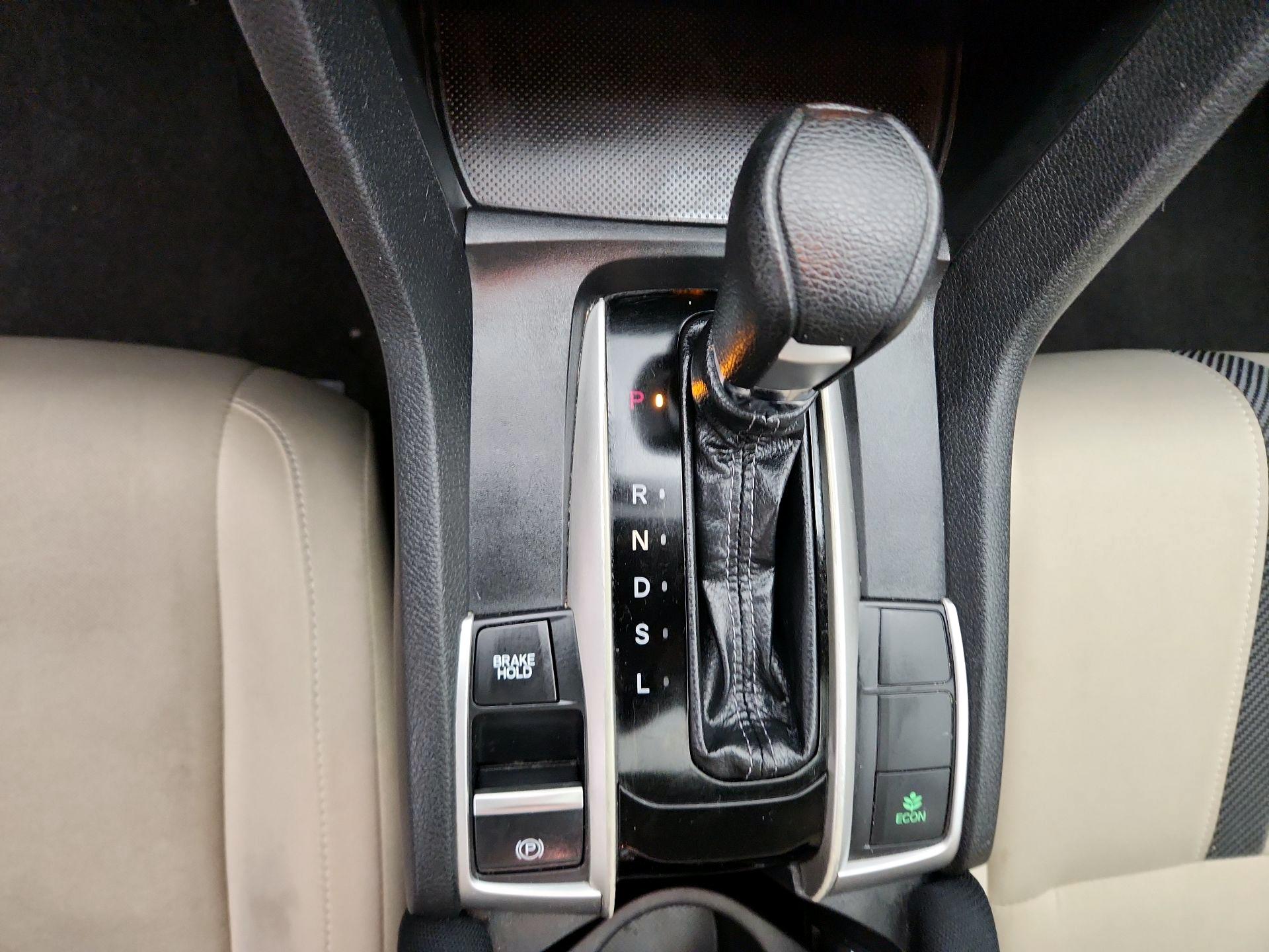 Thumbnail: 2017 Honda Civic - 17