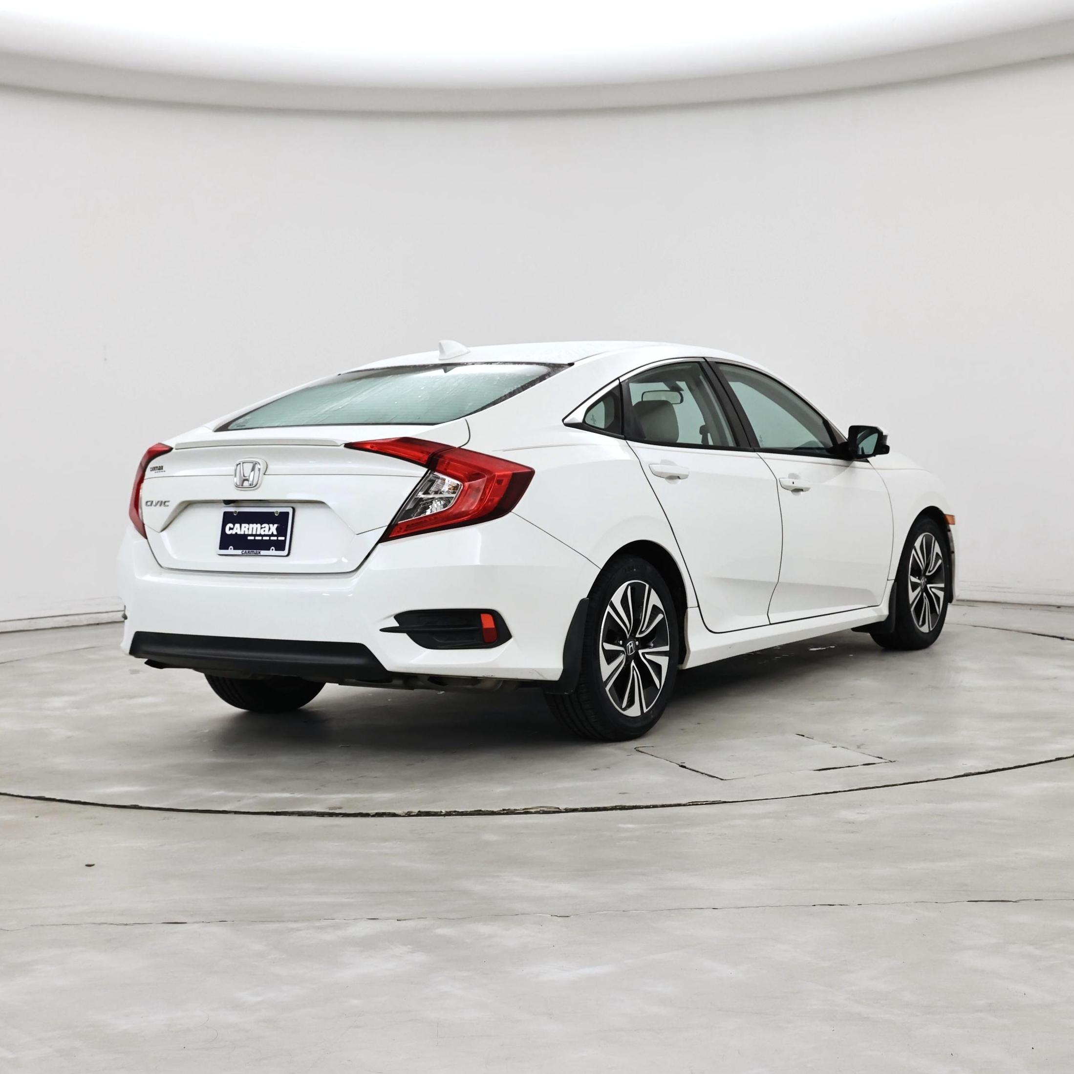 Thumbnail: 2017 Honda Civic - 8