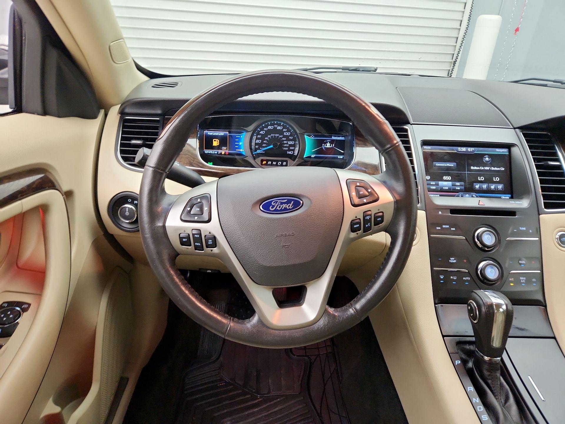 Thumbnail: 2015 Ford Taurus - 10